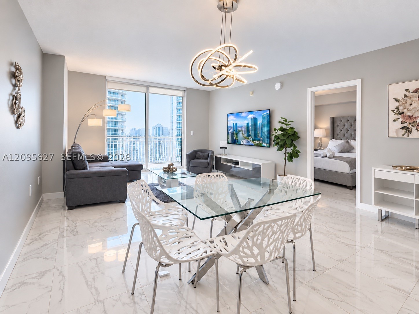image The Club at Brickell Bay7