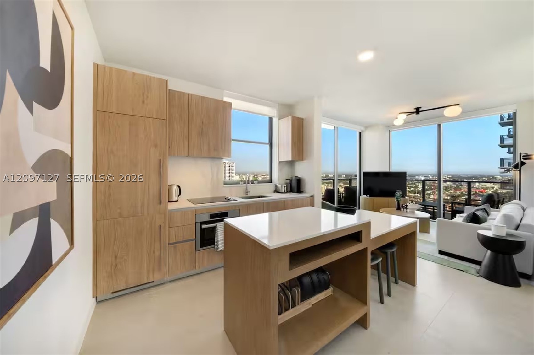 11 NE 6th St #3214 Miami, FL 33132