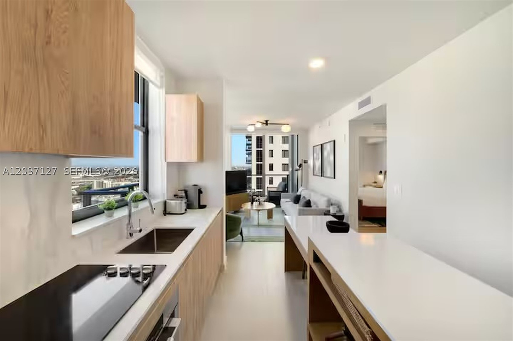 11 NE 6th St #3214 Miami, FL 33132