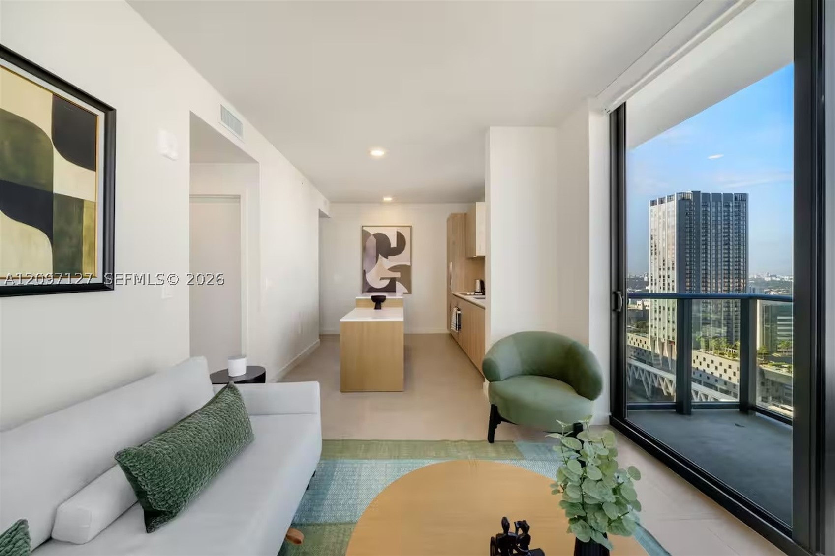 11 NE 6th St #3214 Miami, FL 33132