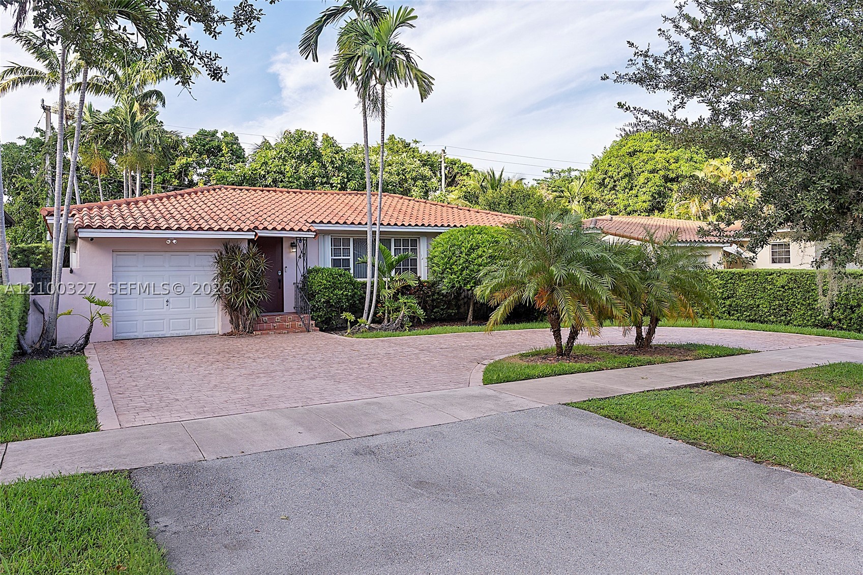 43 Malaga Ave