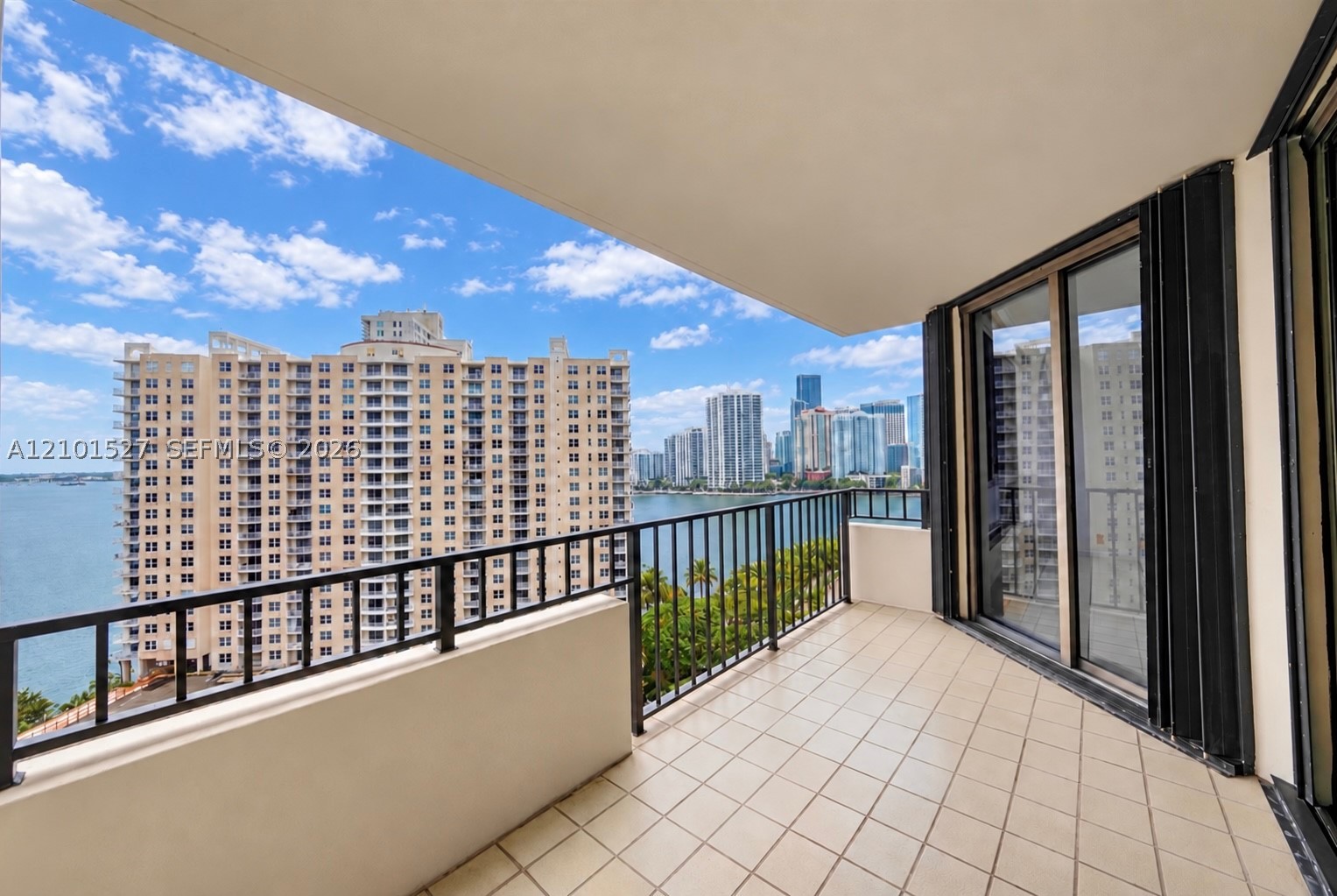 image Brickell Key One0