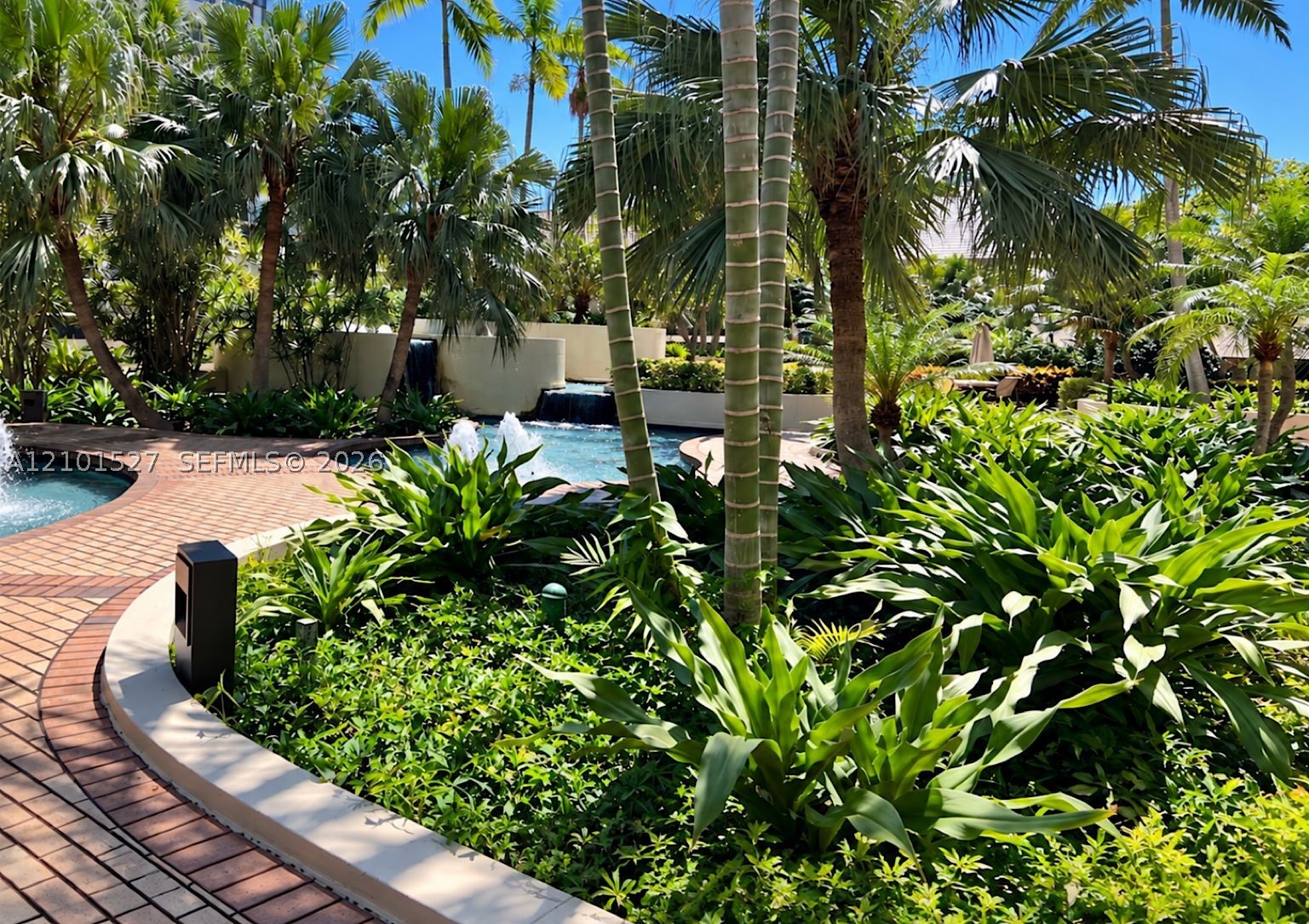 image Brickell Key One25