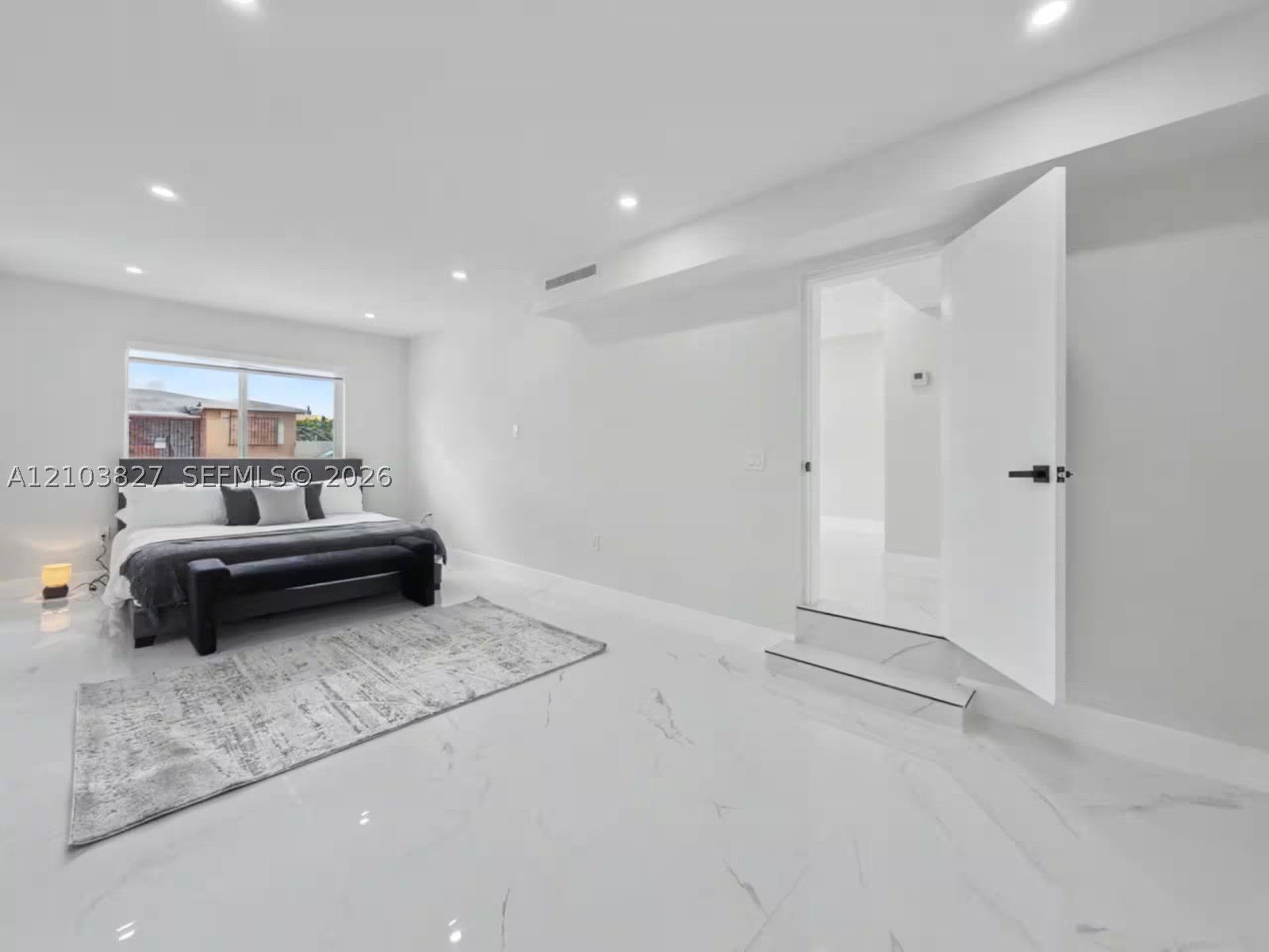 1530 SW 24th Ave Miami, FL 33145
