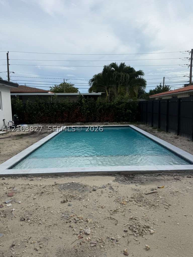 1530 SW 24th Ave Miami, FL 33145