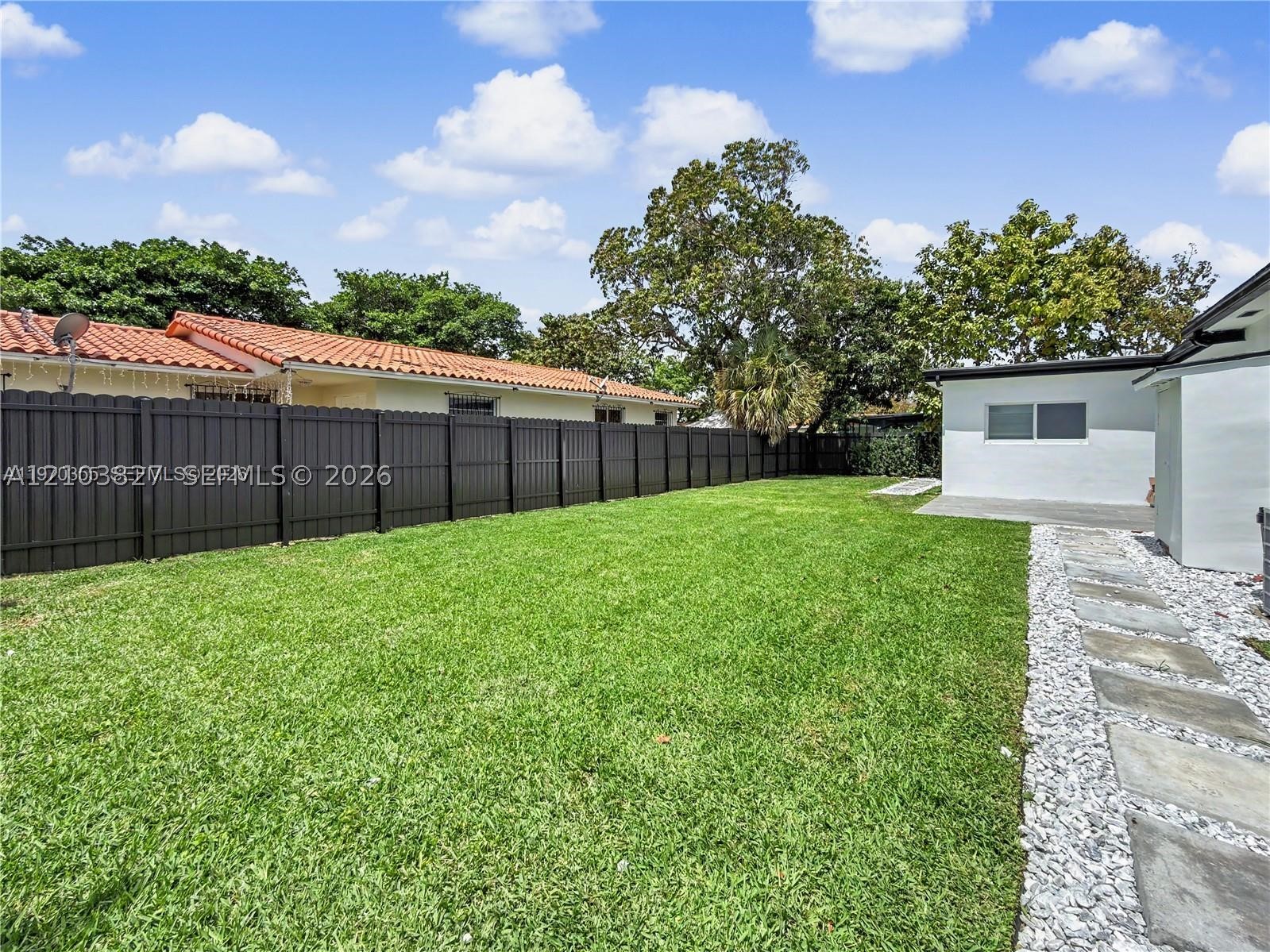 1530 SW 24th Ave Miami, FL 33145