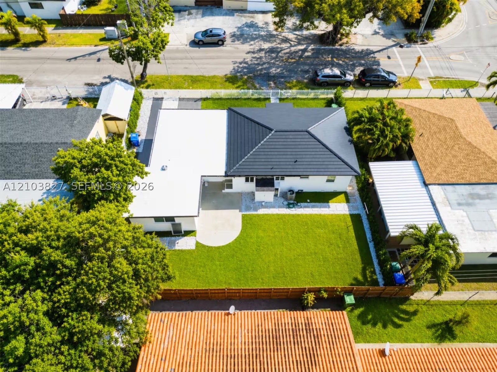1530 SW 24th Ave Miami, FL 33145