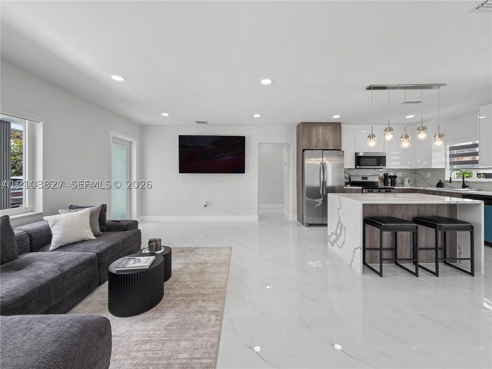 1530 SW 24th Ave Miami, FL 33145