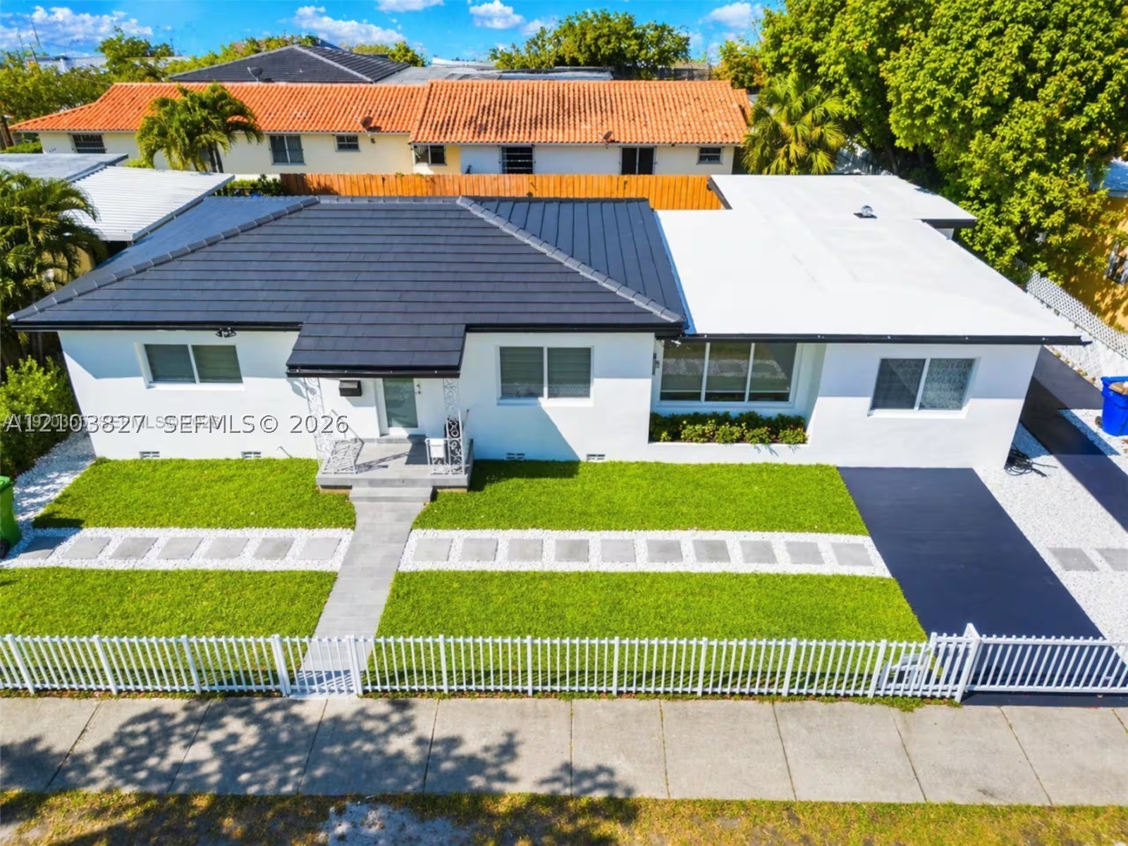 1530 SW 24th Ave Miami, FL 33145