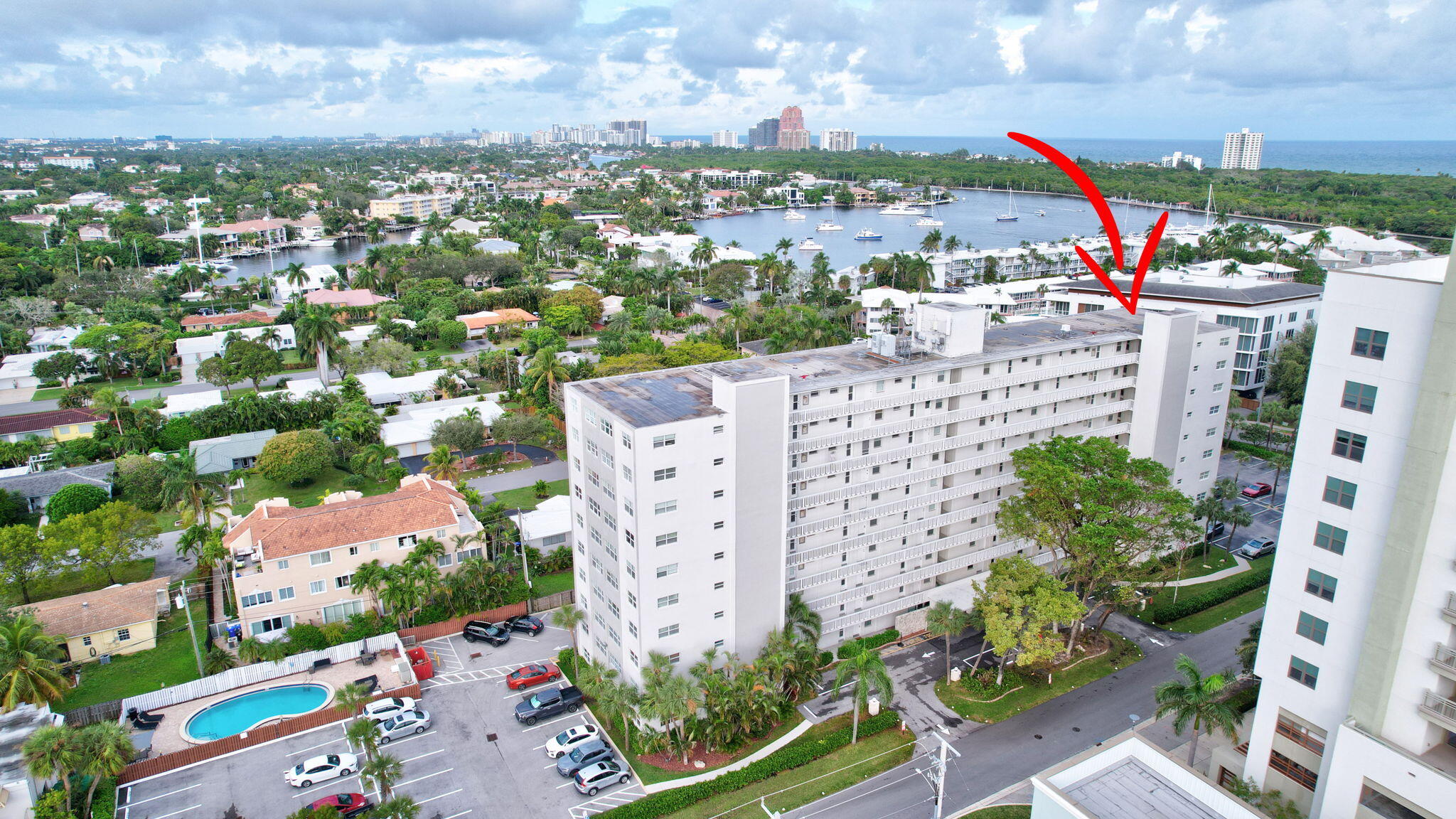 2555 NE 11th #609 Fort Lauderdale, FL 33304
