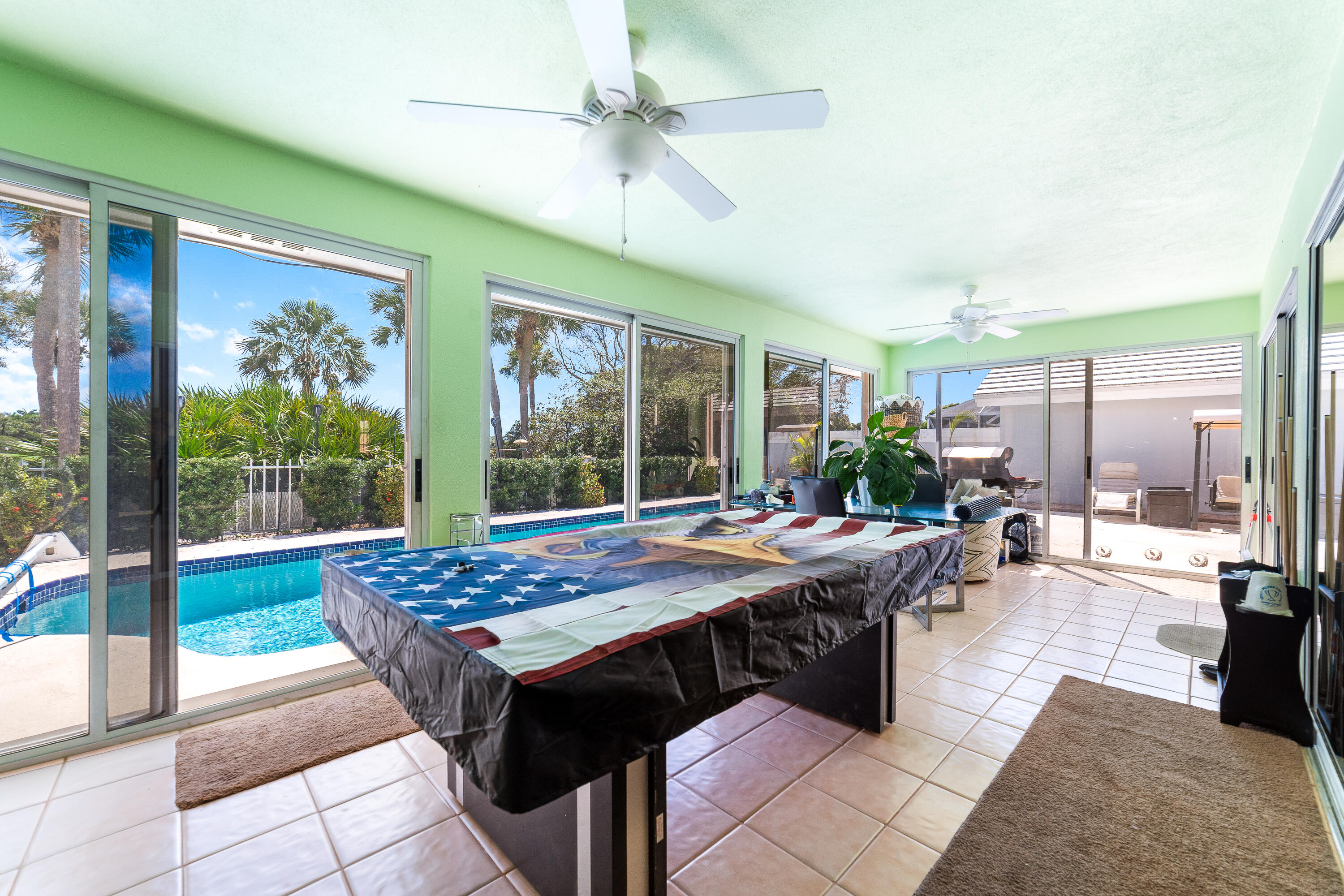 2370 Saratoga Bay West Palm Beach, FL 33409