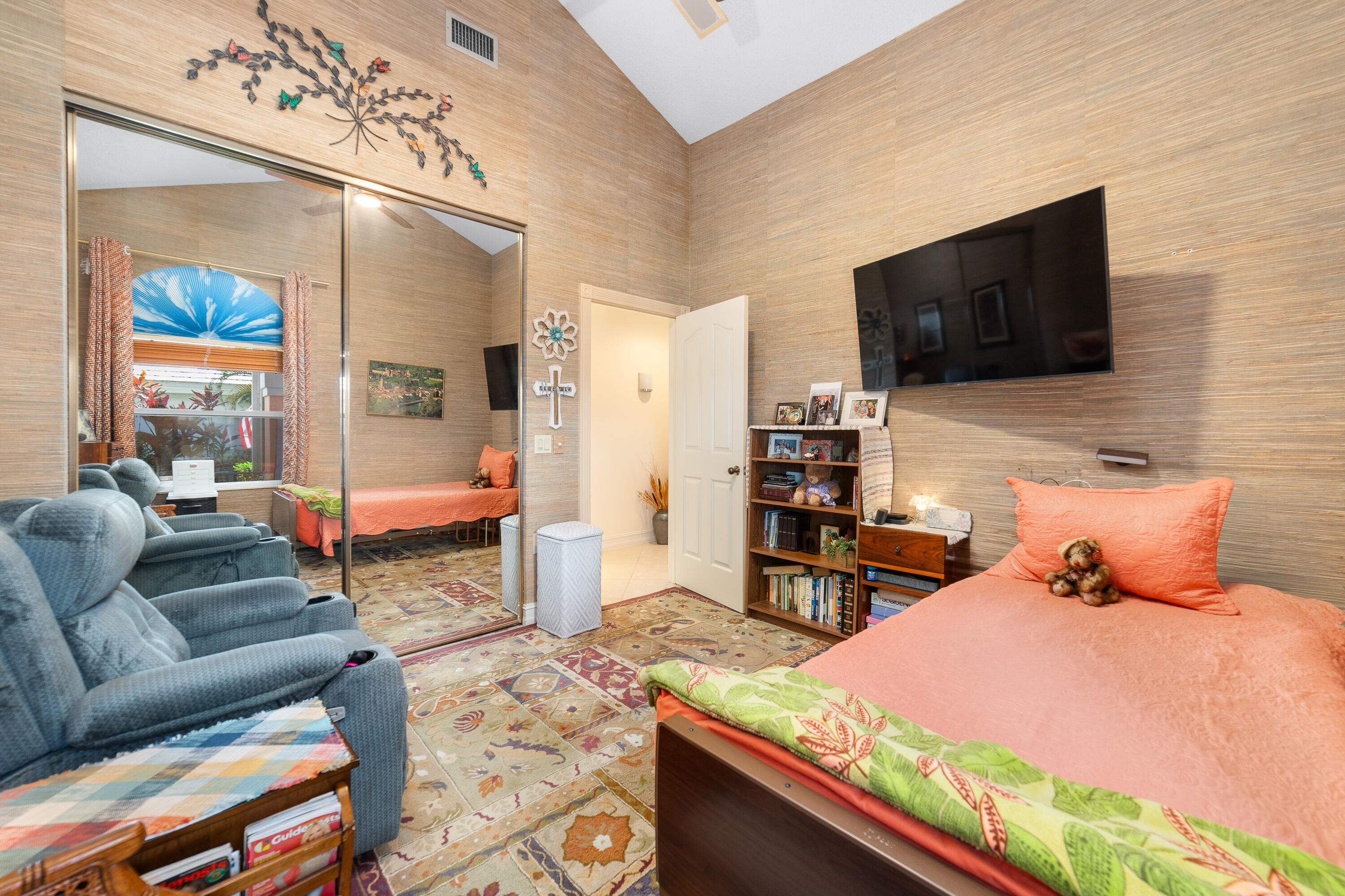 2370 Saratoga Bay West Palm Beach, FL 33409