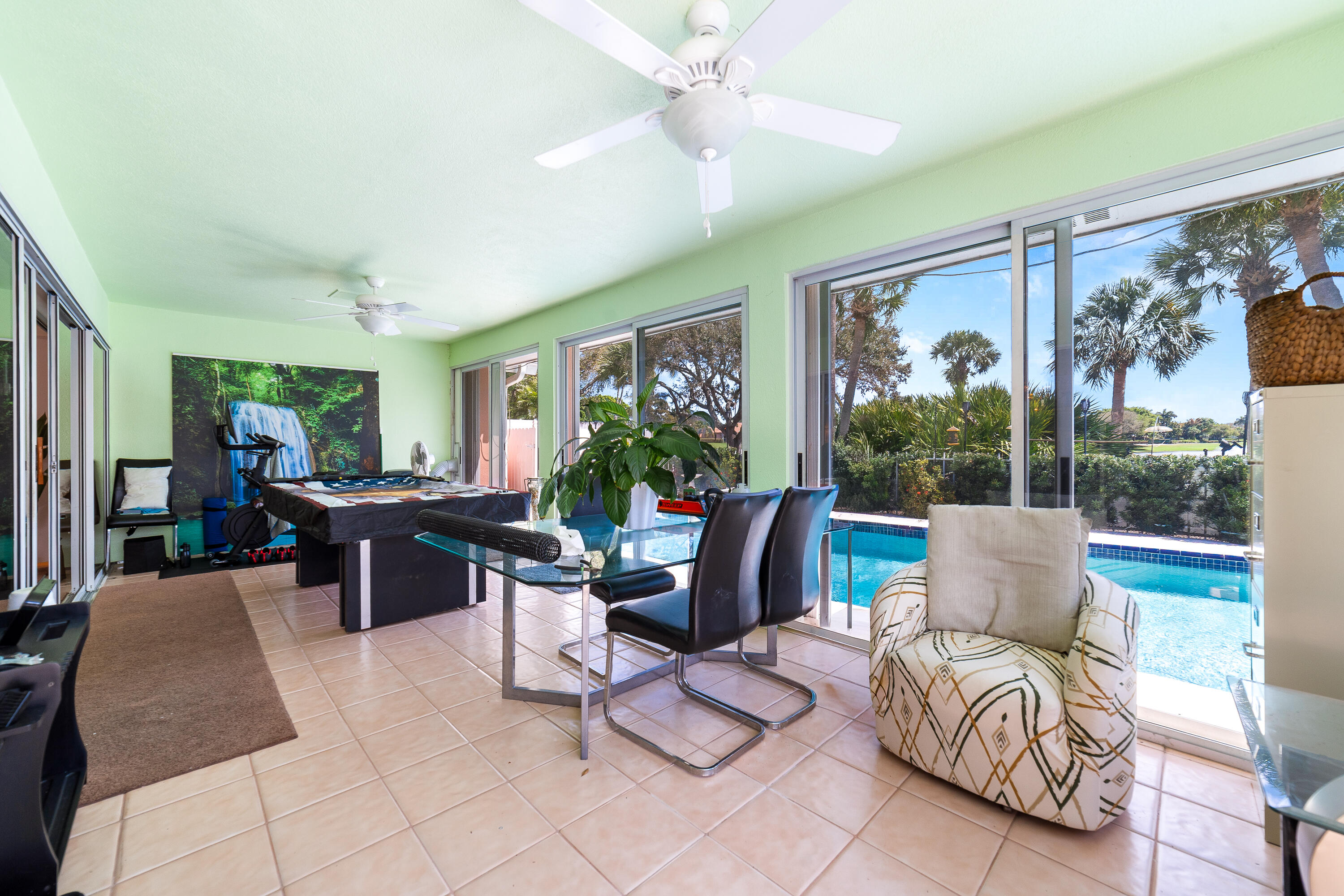 2370 Saratoga Bay West Palm Beach, FL 33409