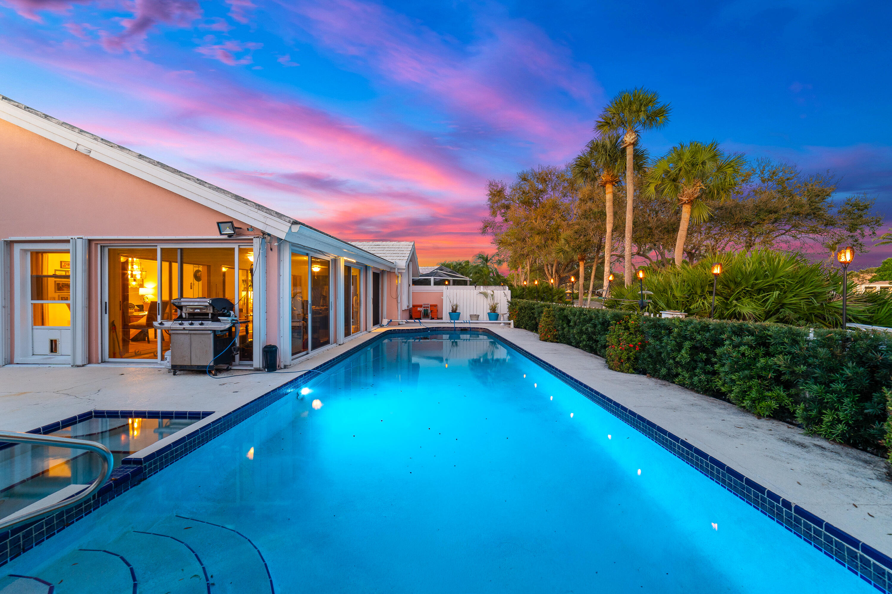 2370 Saratoga Bay West Palm Beach, FL 33409