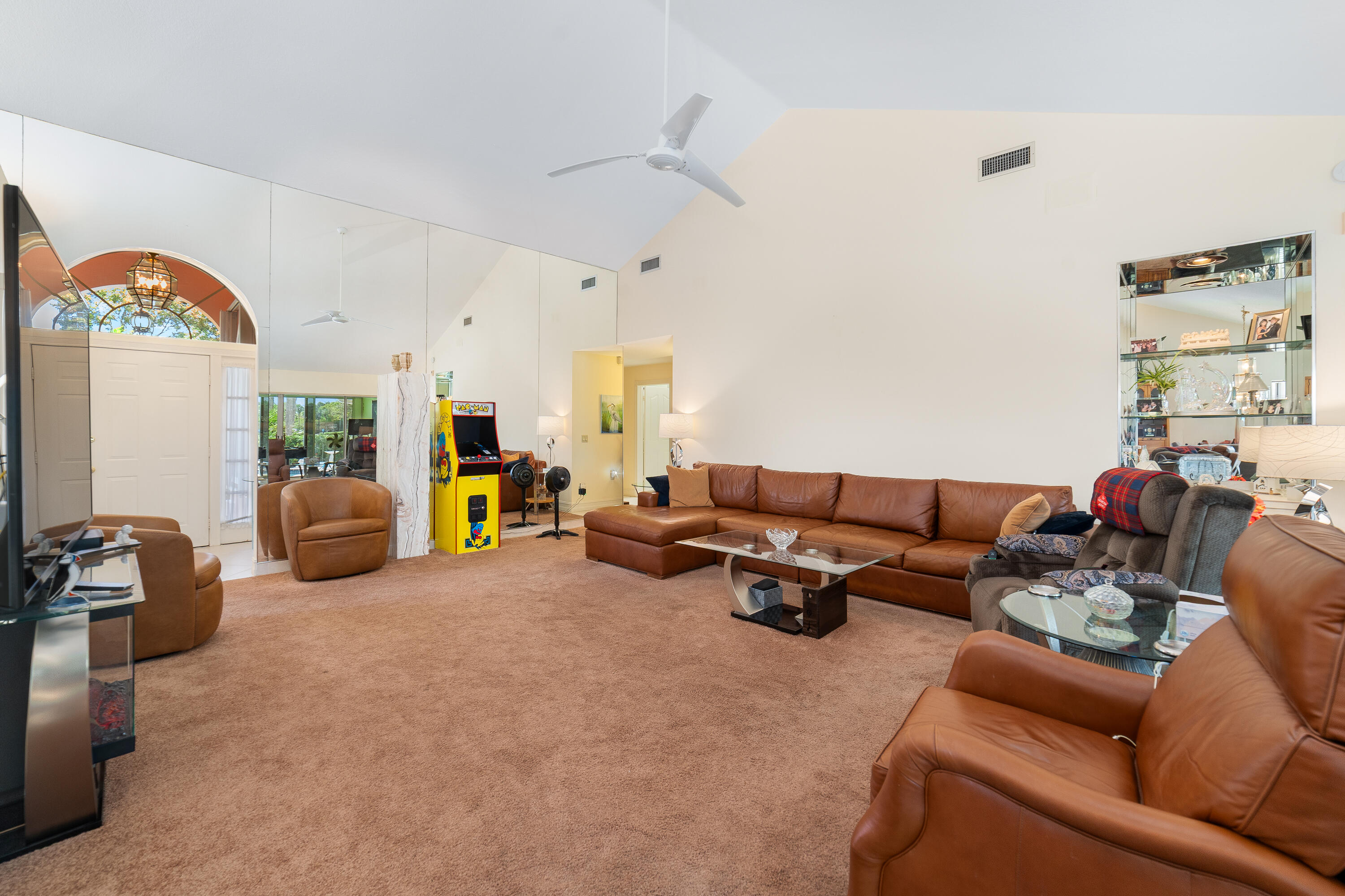 2370 Saratoga Bay West Palm Beach, FL 33409