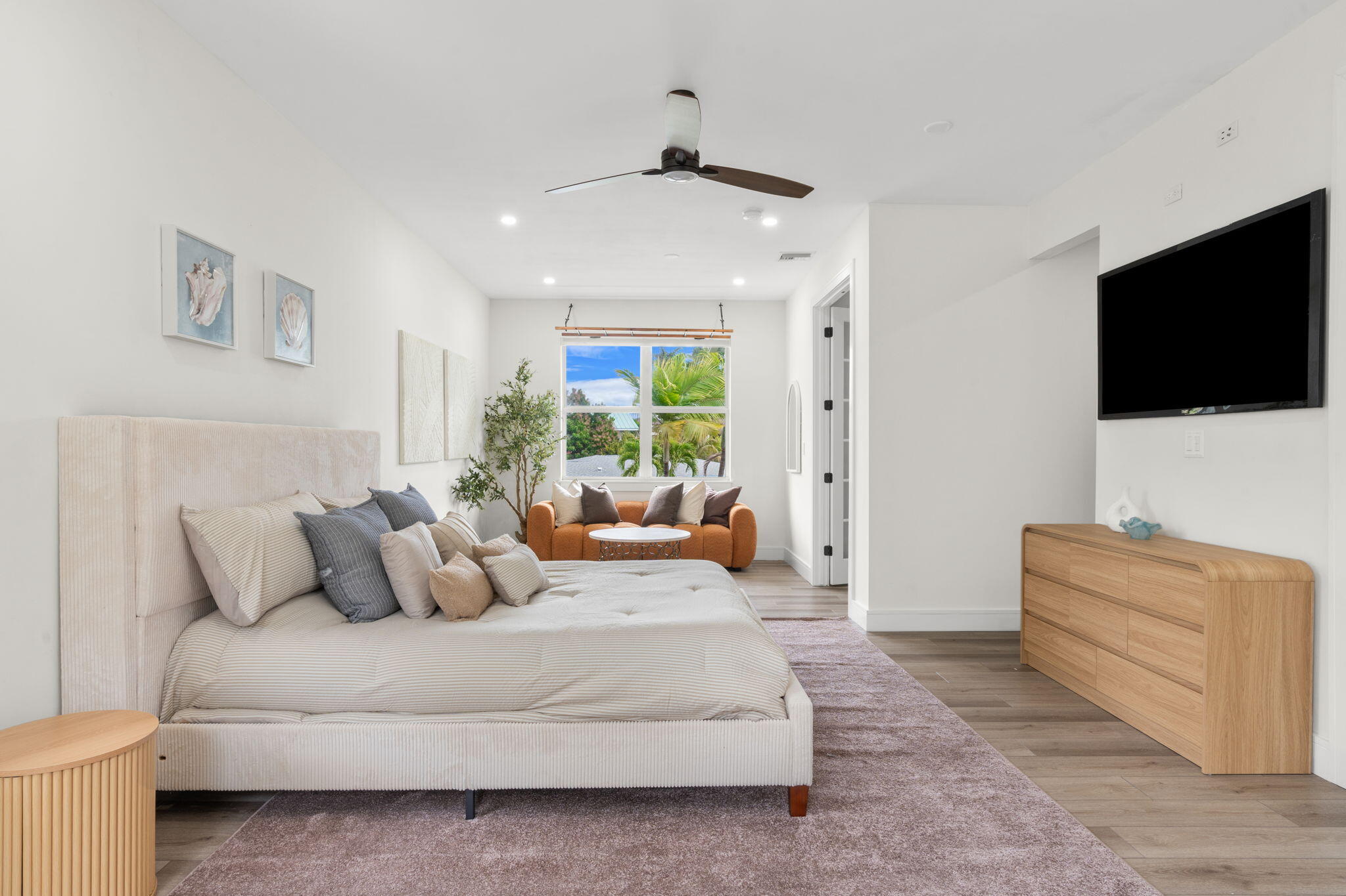 2510 N Lake Dr Boynton Beach, FL 33435