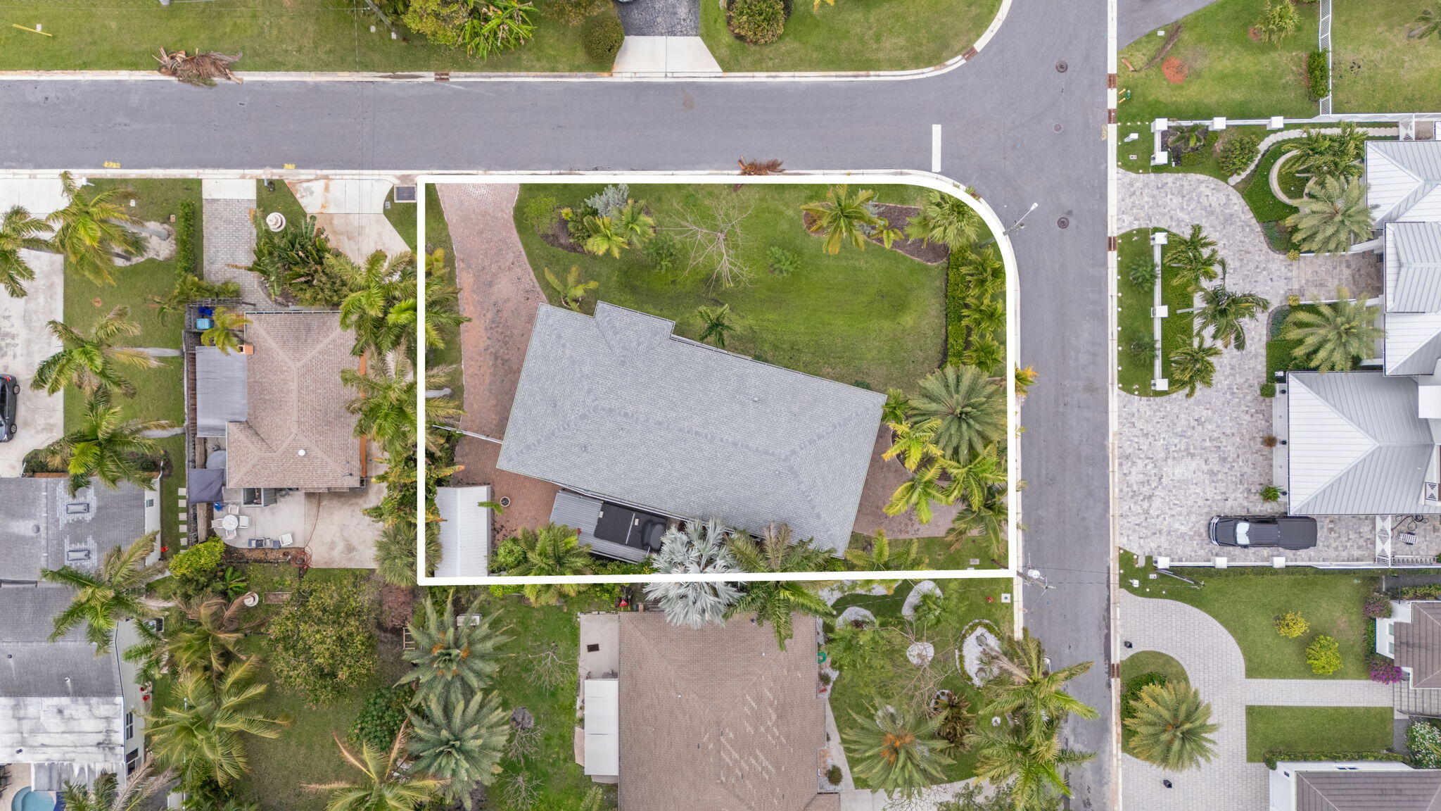 2510 N Lake Dr Boynton Beach, FL 33435