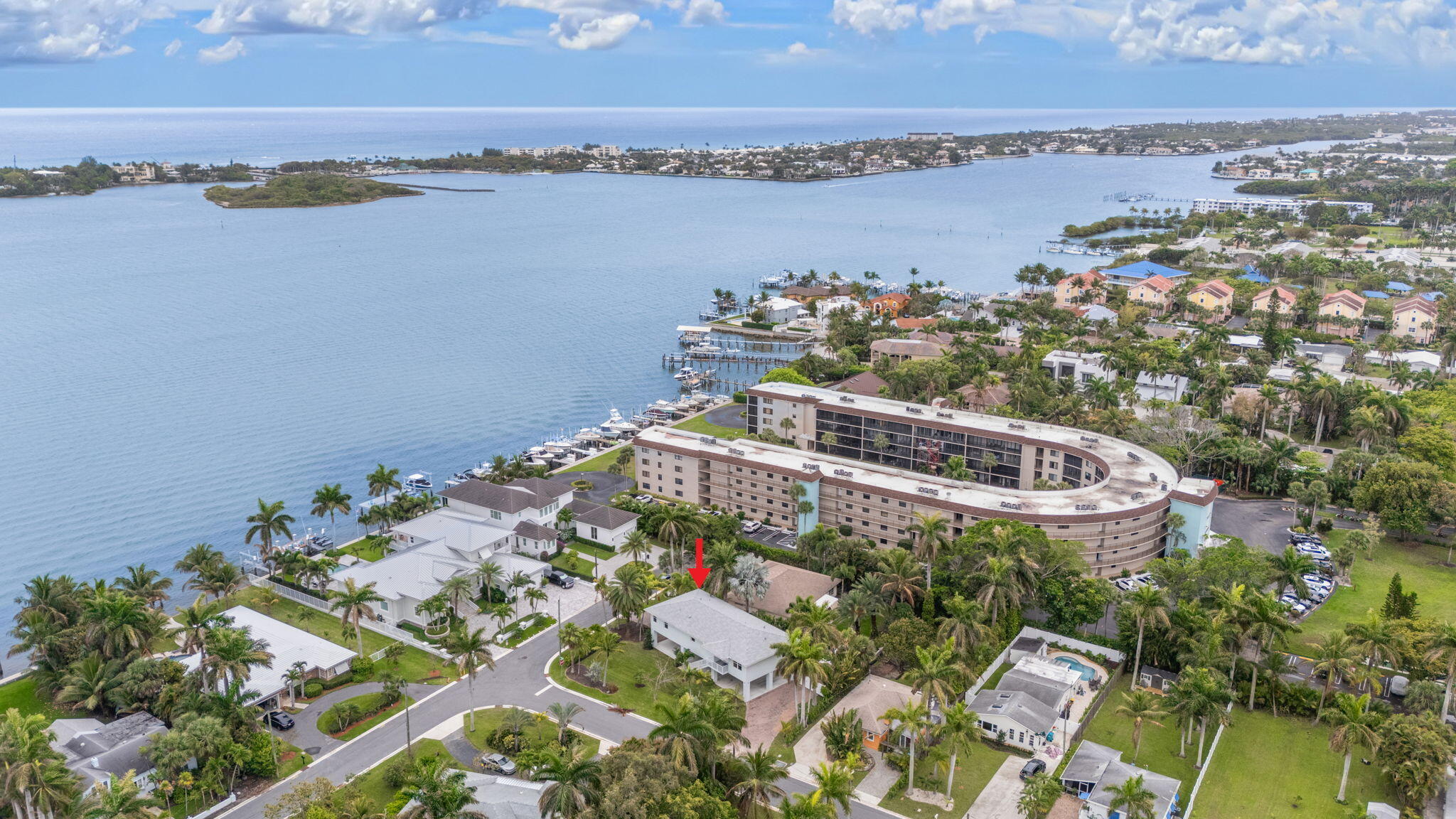 2510 N Lake Dr Boynton Beach, FL 33435