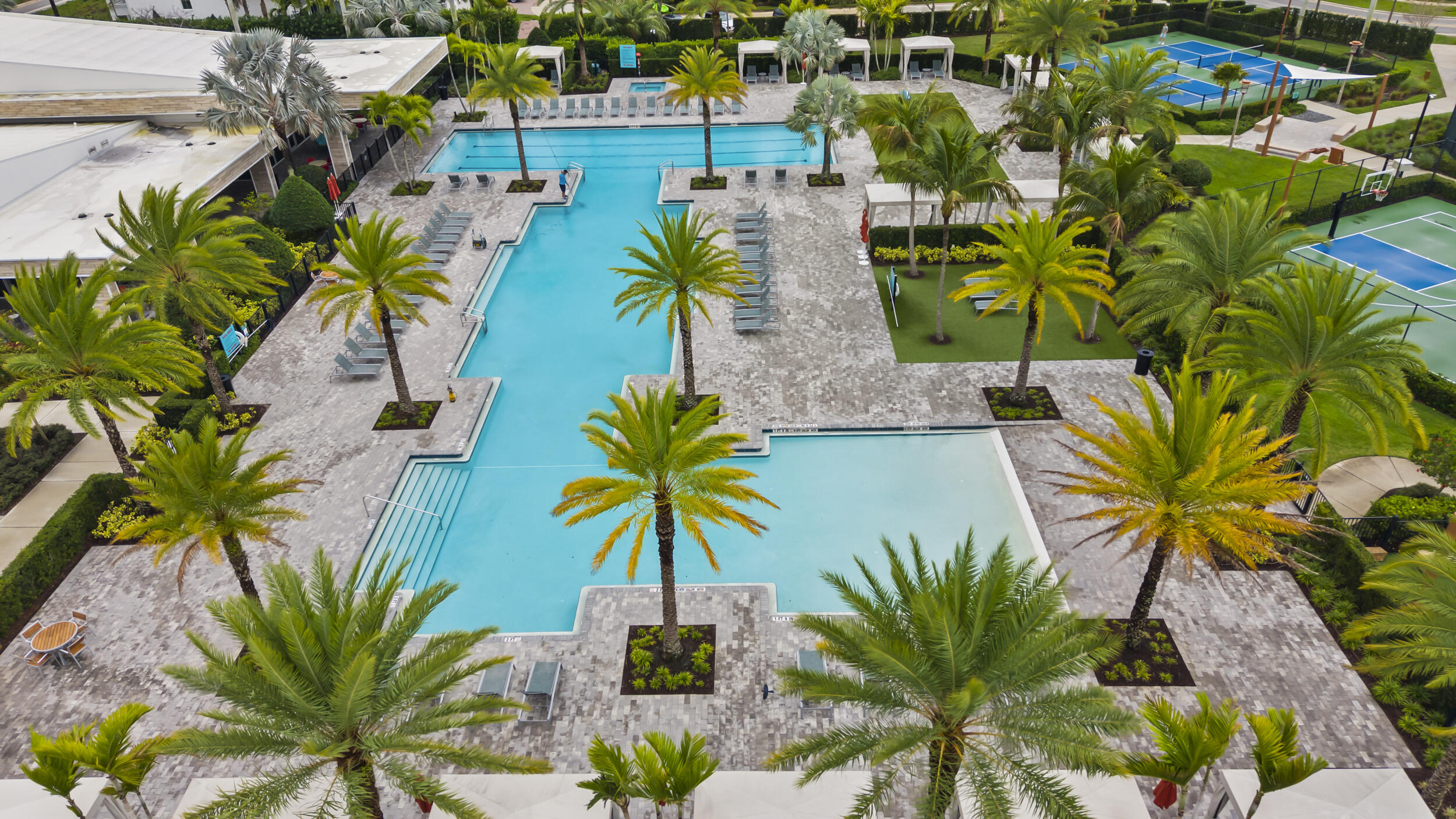 1283 Faulkner Palm Beach Gardens, FL 33418