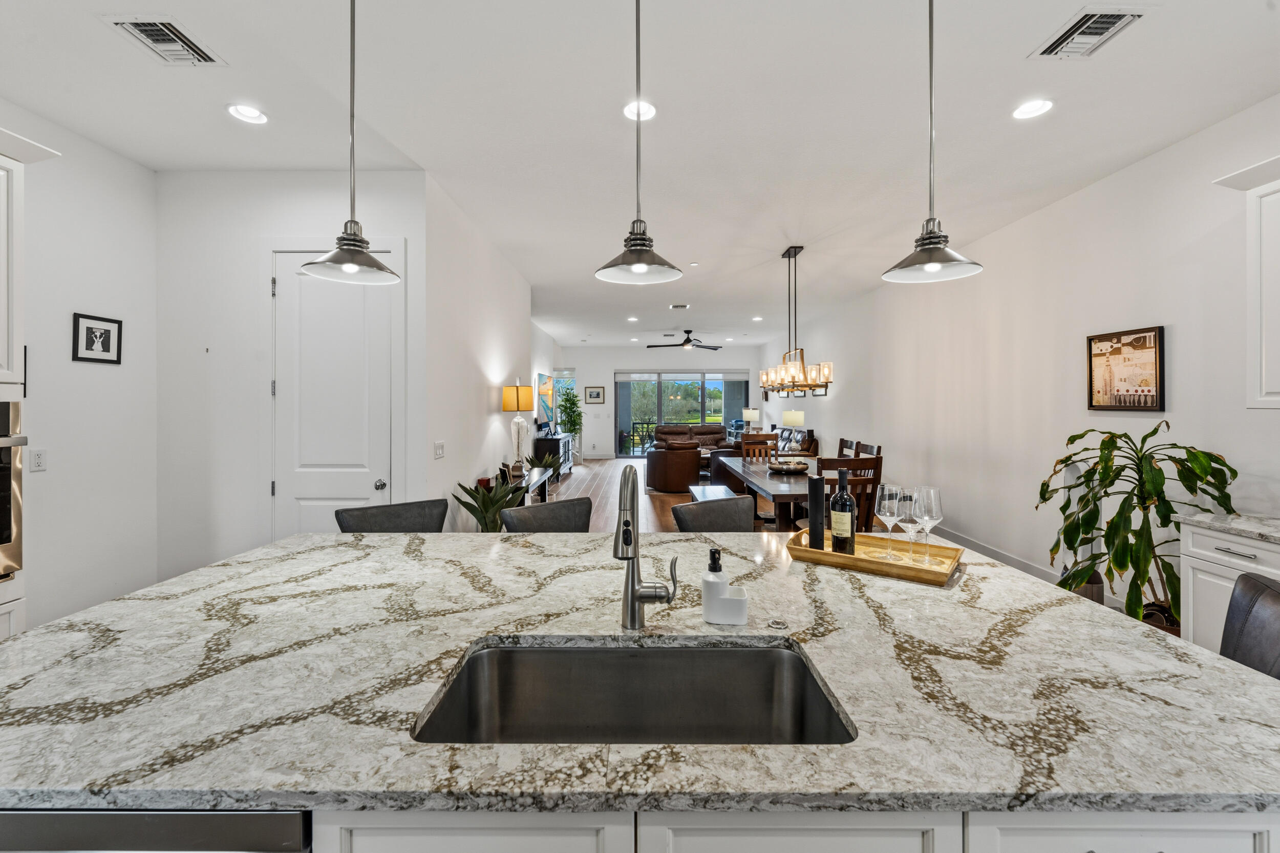 1283 Faulkner Palm Beach Gardens, FL 33418