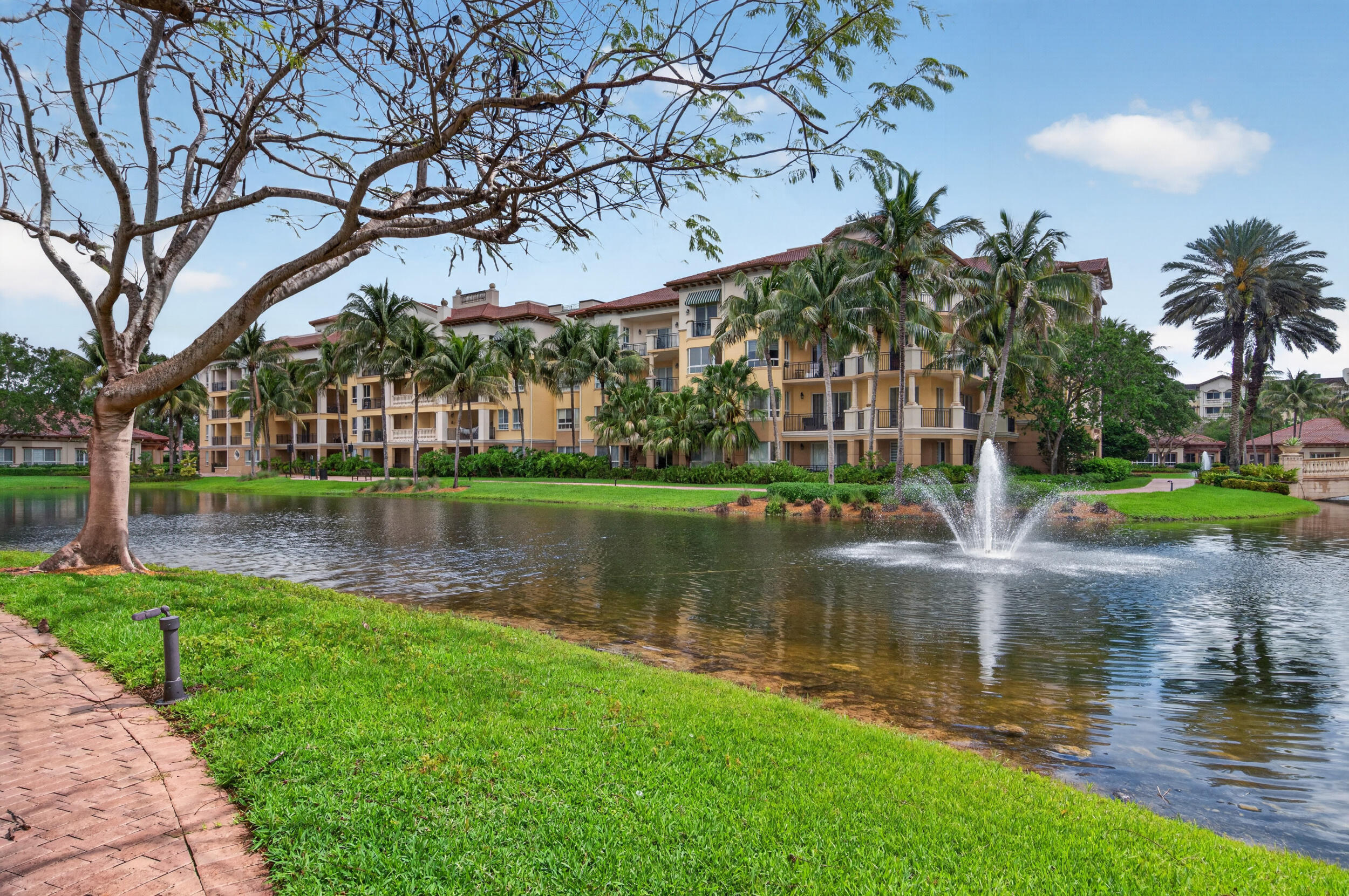 16135 Emerald Estates #167