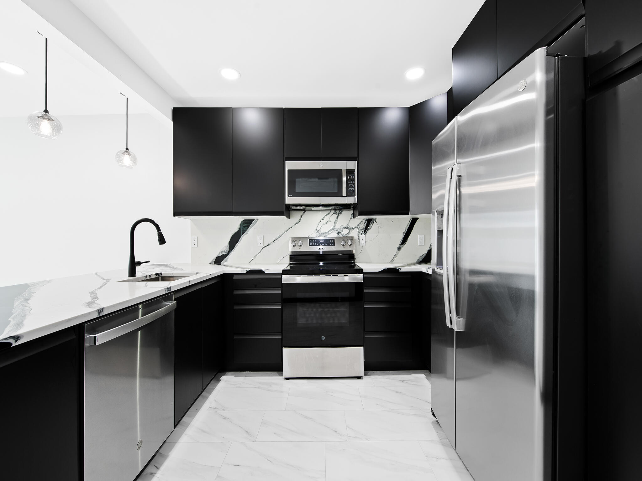 1508 NE 6th Fort Lauderdale, FL 33304