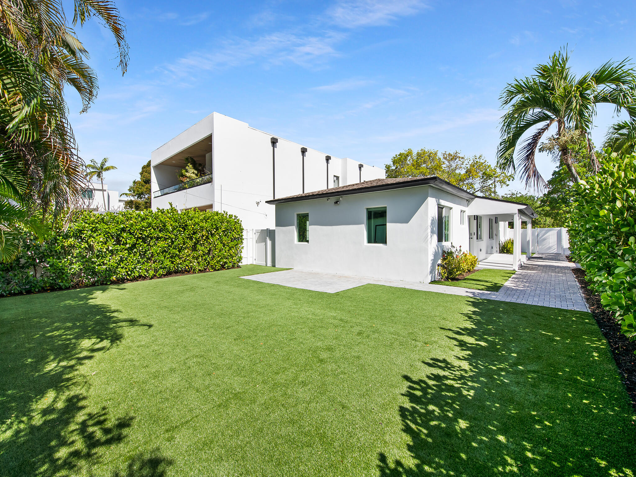 1508 NE 6th Fort Lauderdale, FL 33304