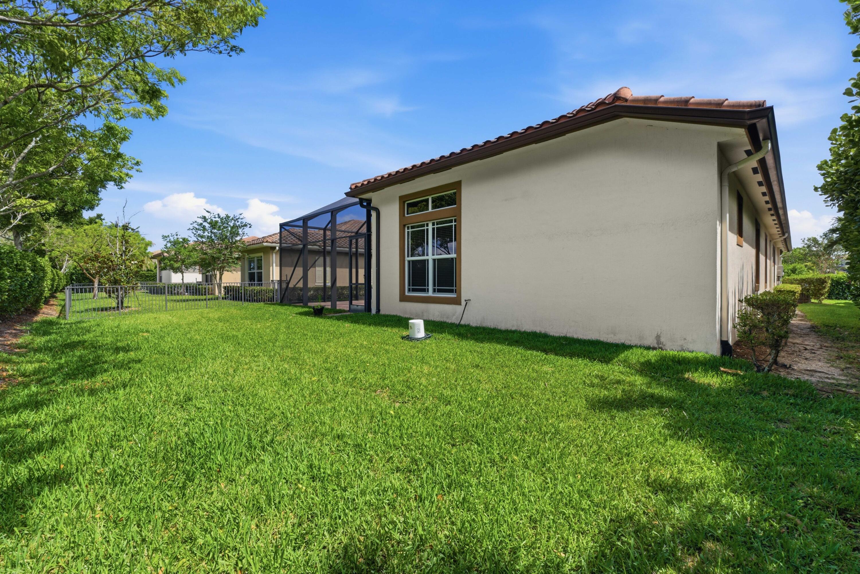 9871 Lakeview Parkland, FL 33076