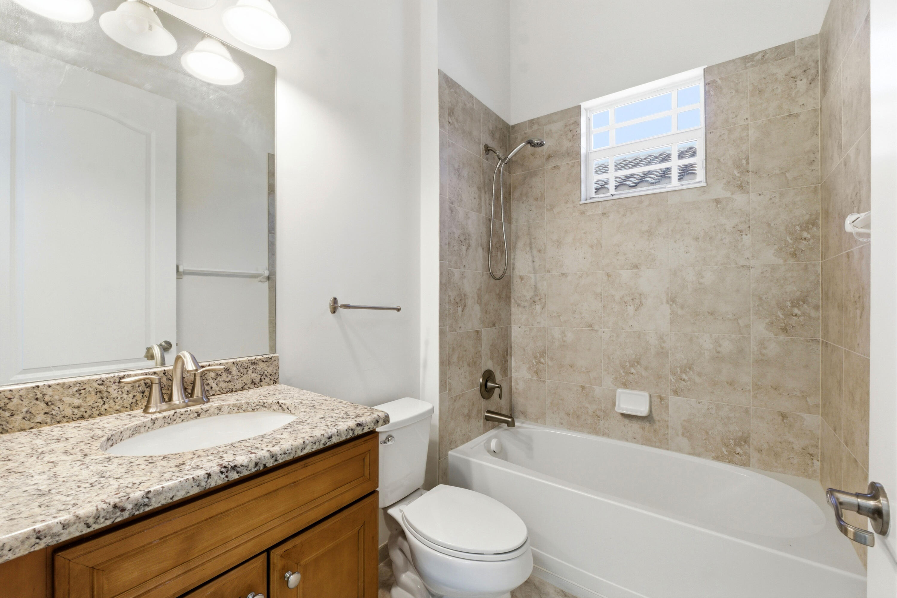 9871 Lakeview Parkland, FL 33076