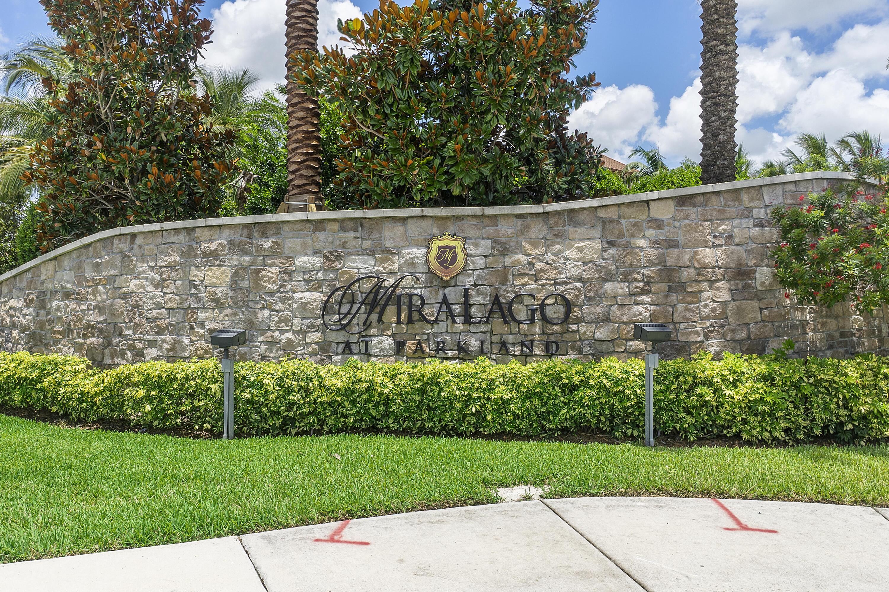 9871 Lakeview Parkland, FL 33076
