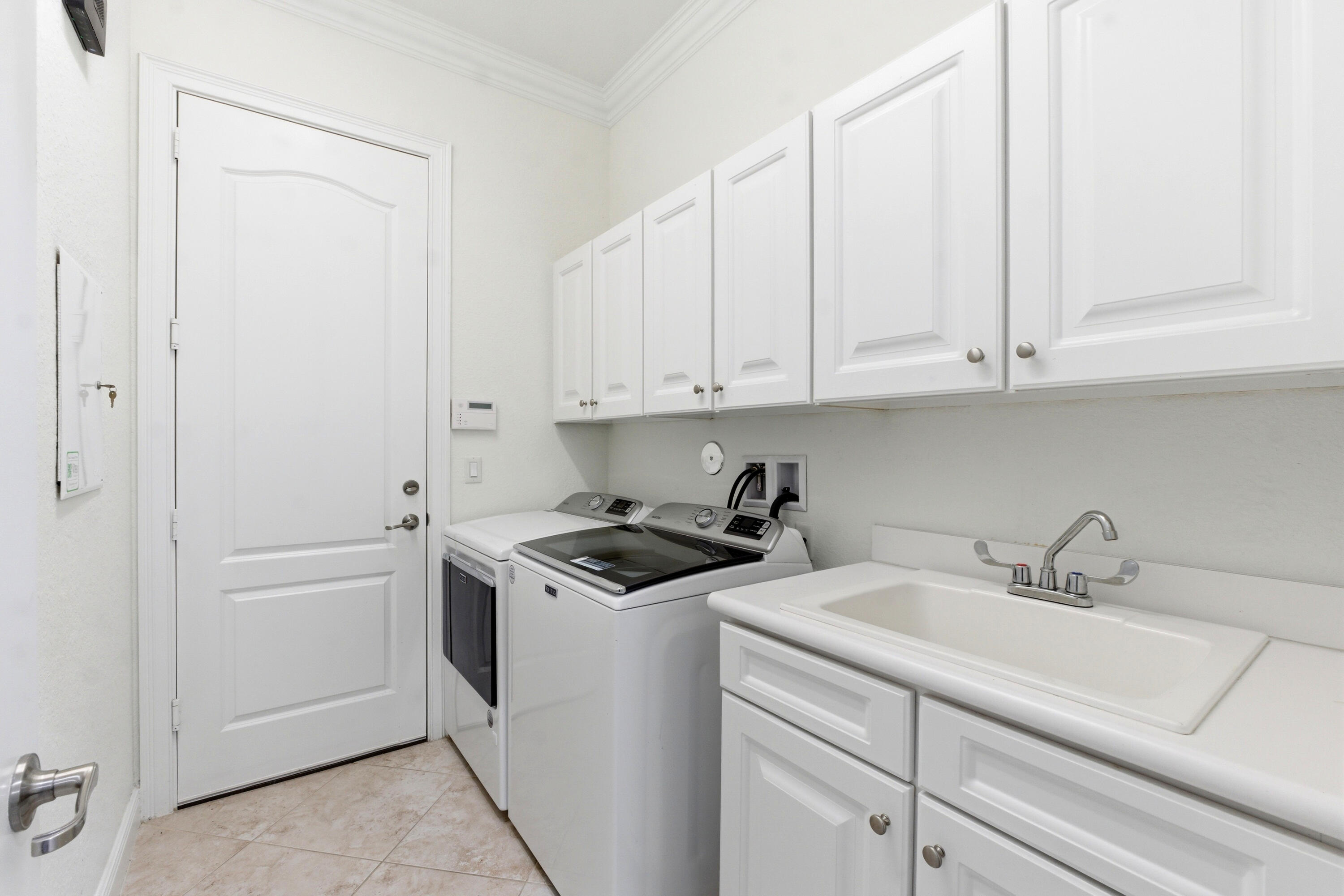 9871 Lakeview Parkland, FL 33076