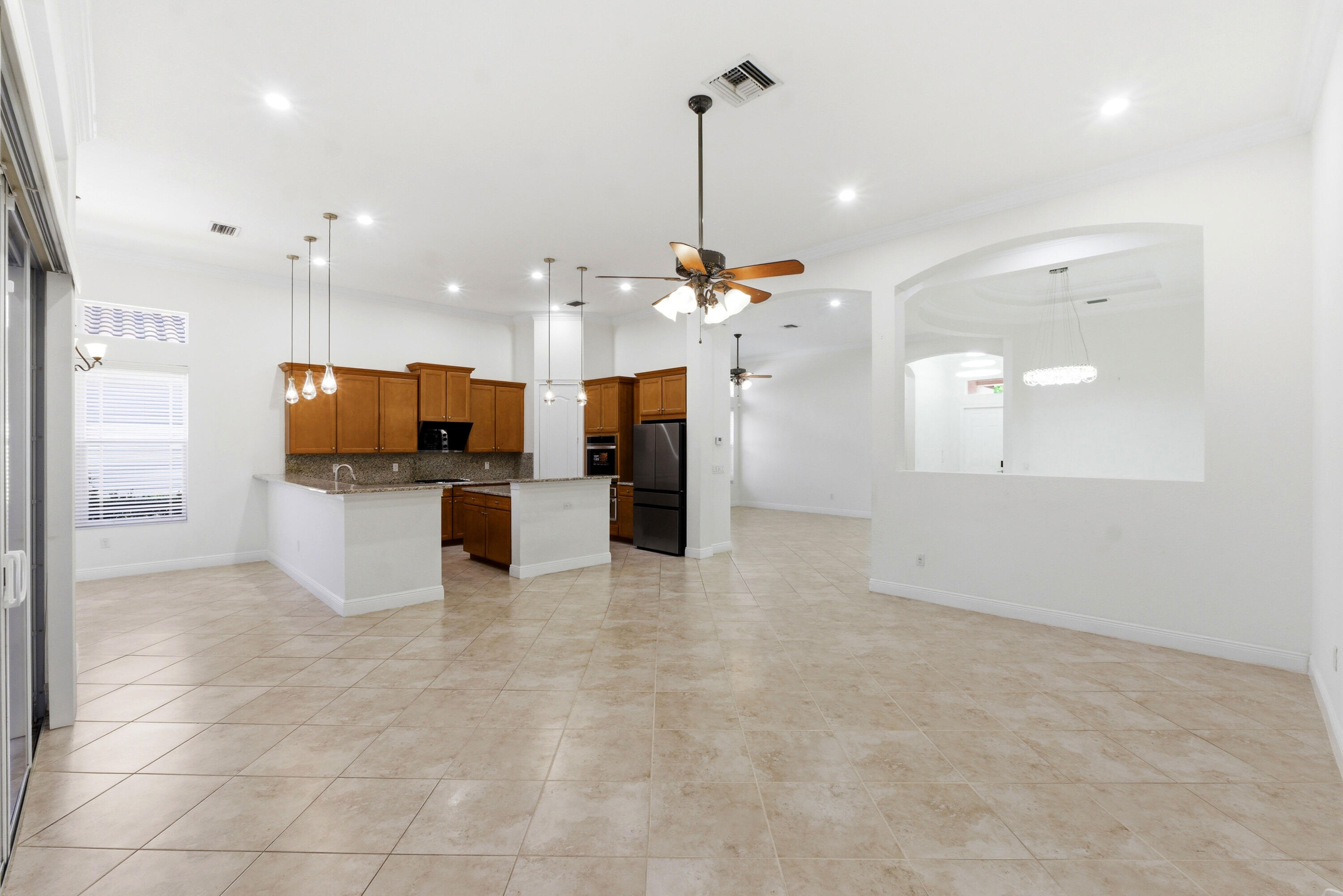 9871 Lakeview Parkland, FL 33076