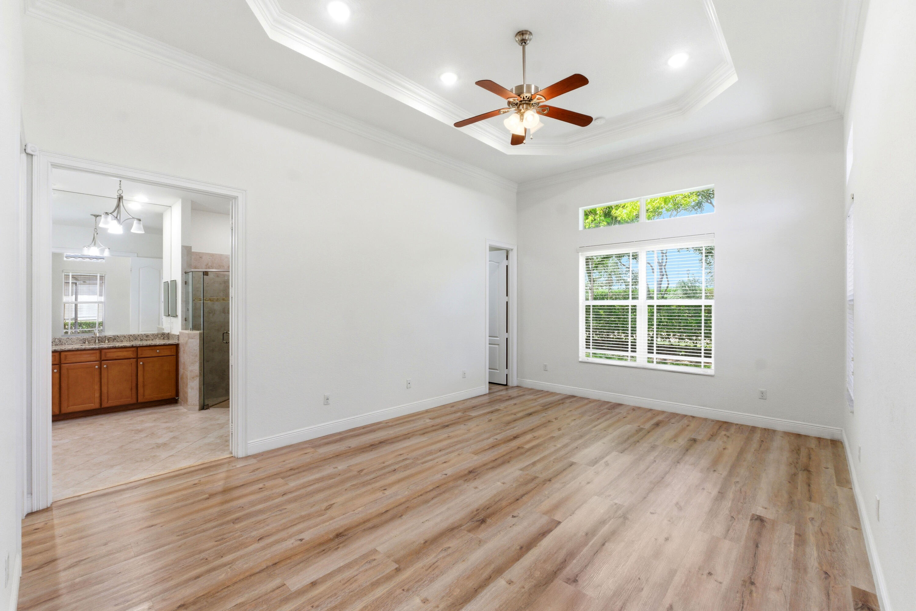 9871 Lakeview Parkland, FL 33076