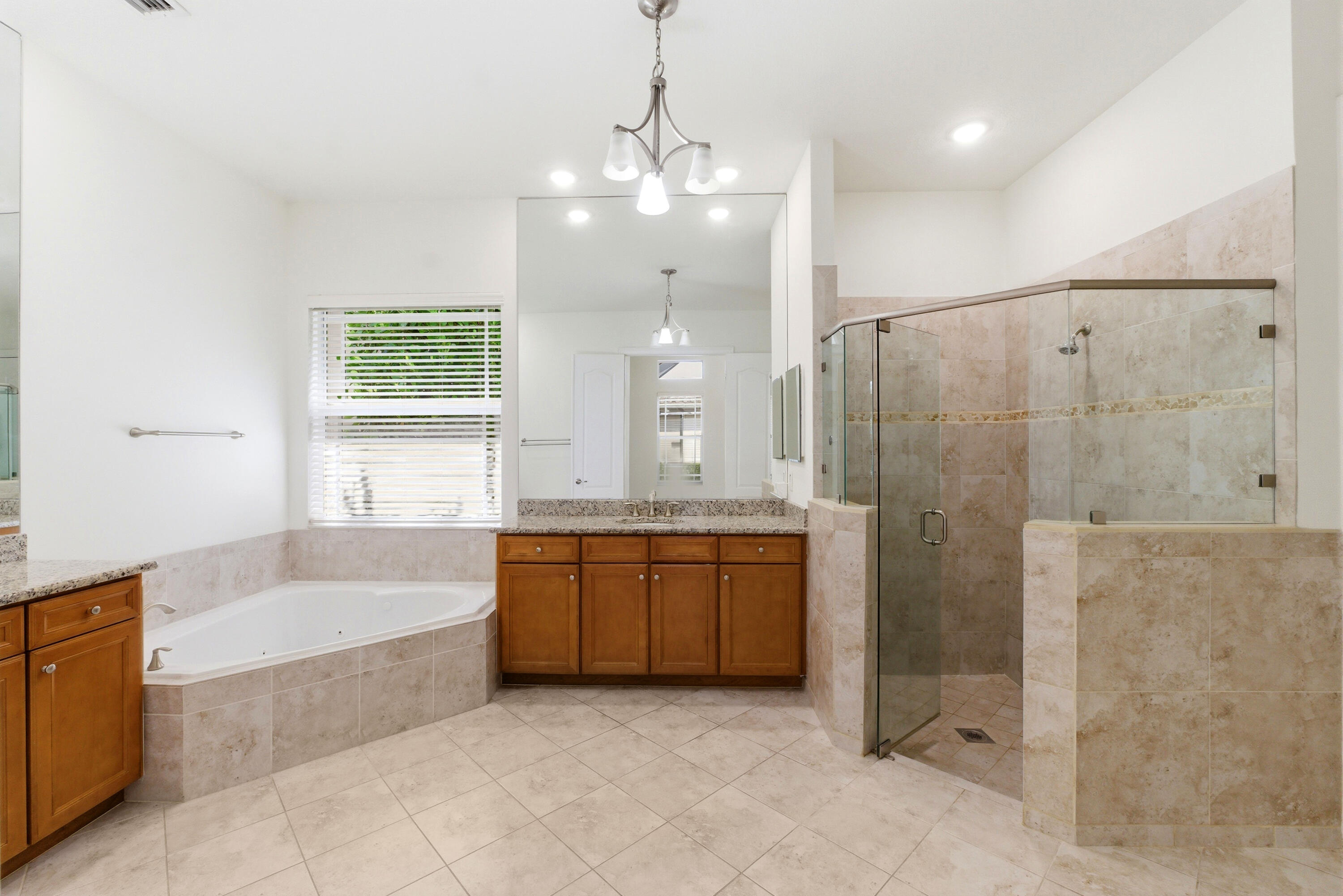 9871 Lakeview Parkland, FL 33076