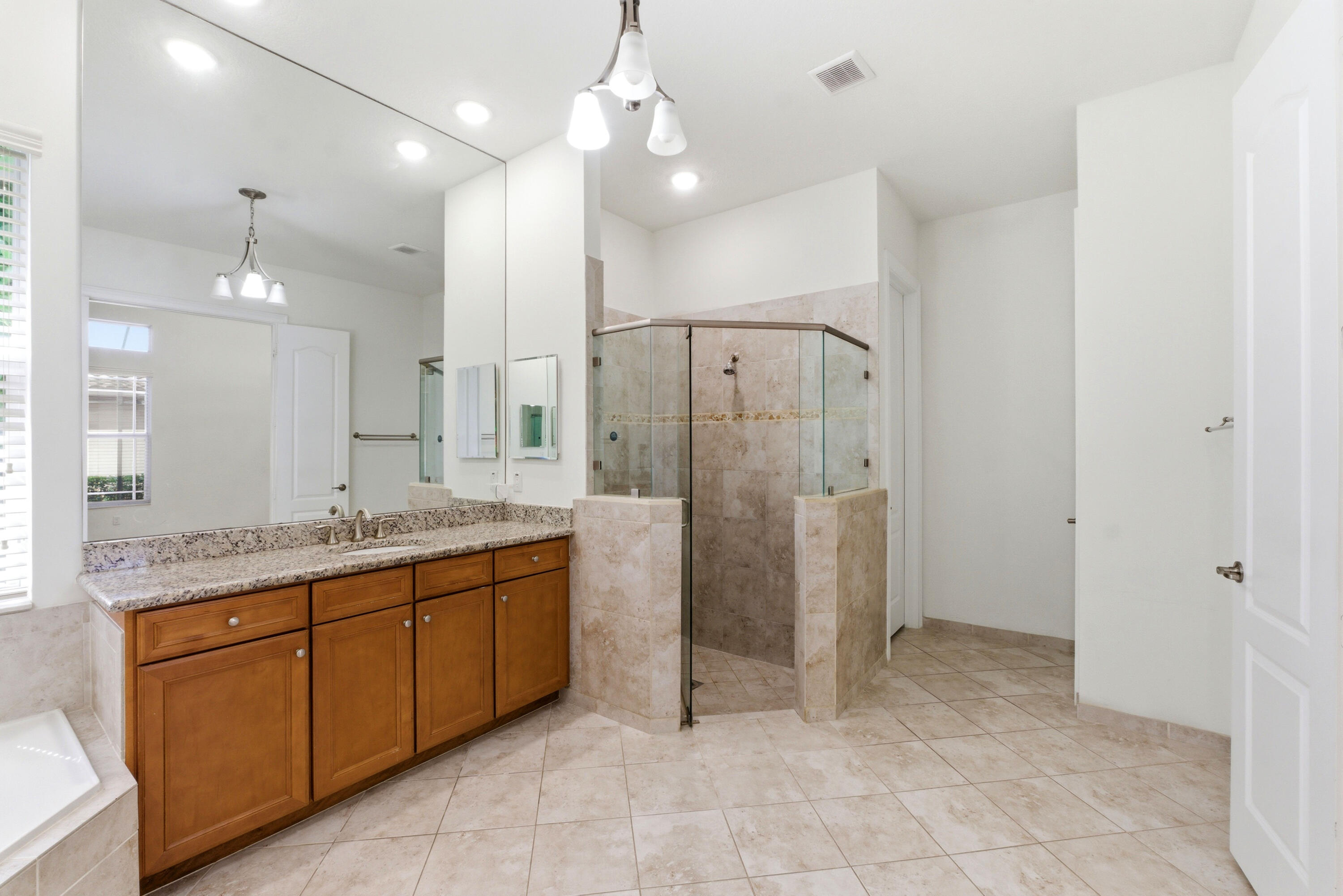 9871 Lakeview Parkland, FL 33076
