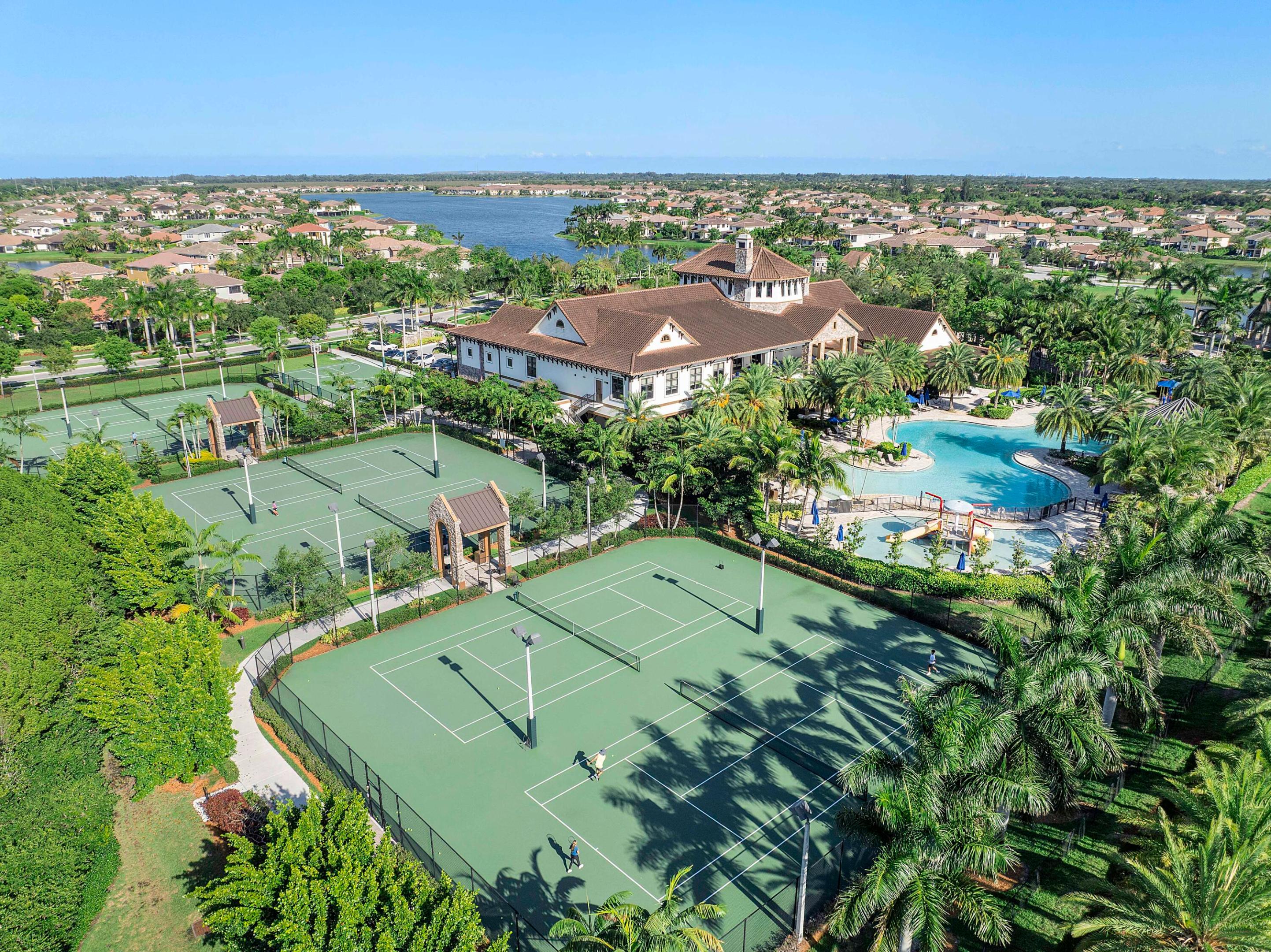 9871 Lakeview Parkland, FL 33076