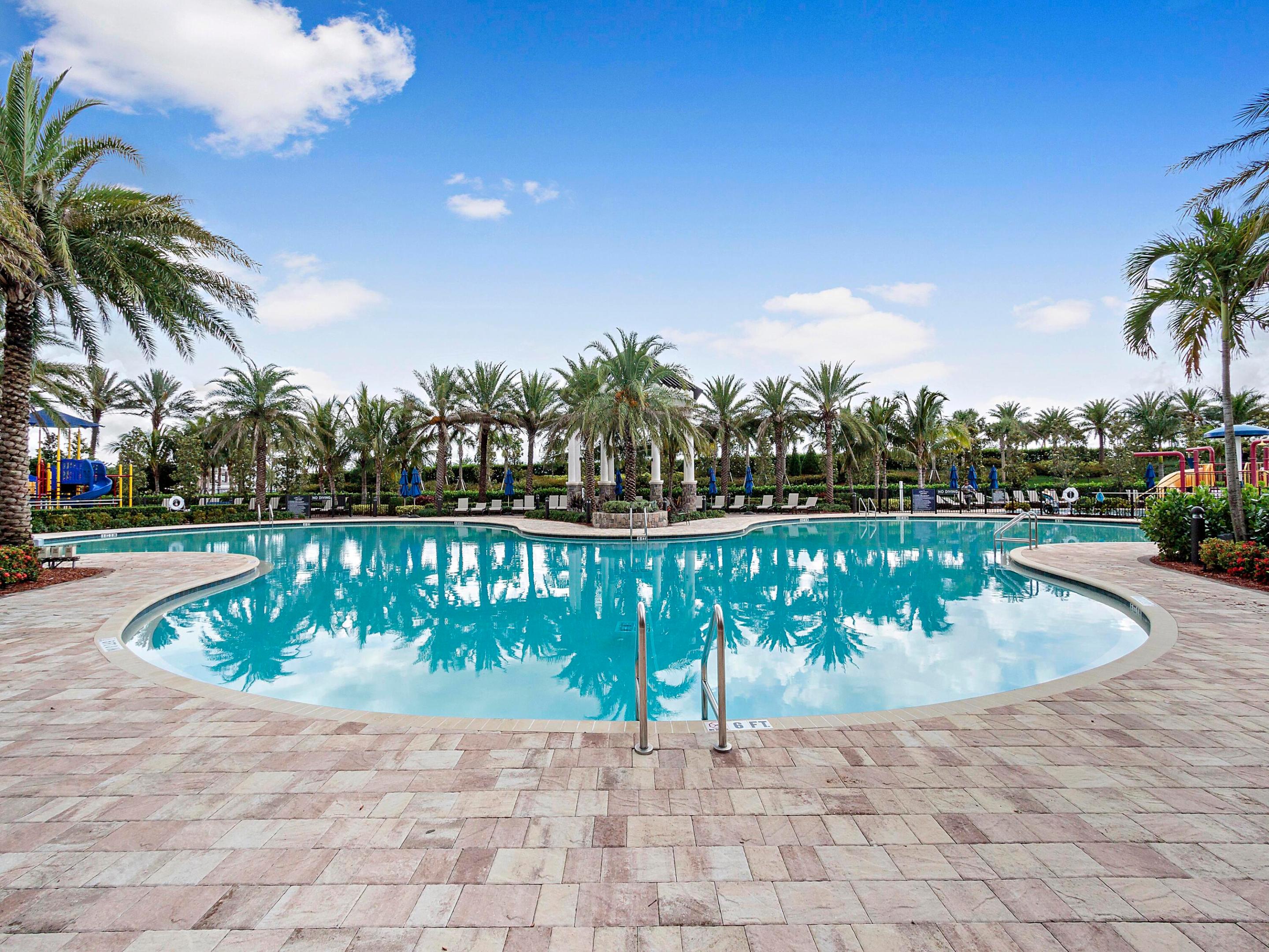 9871 Lakeview Parkland, FL 33076