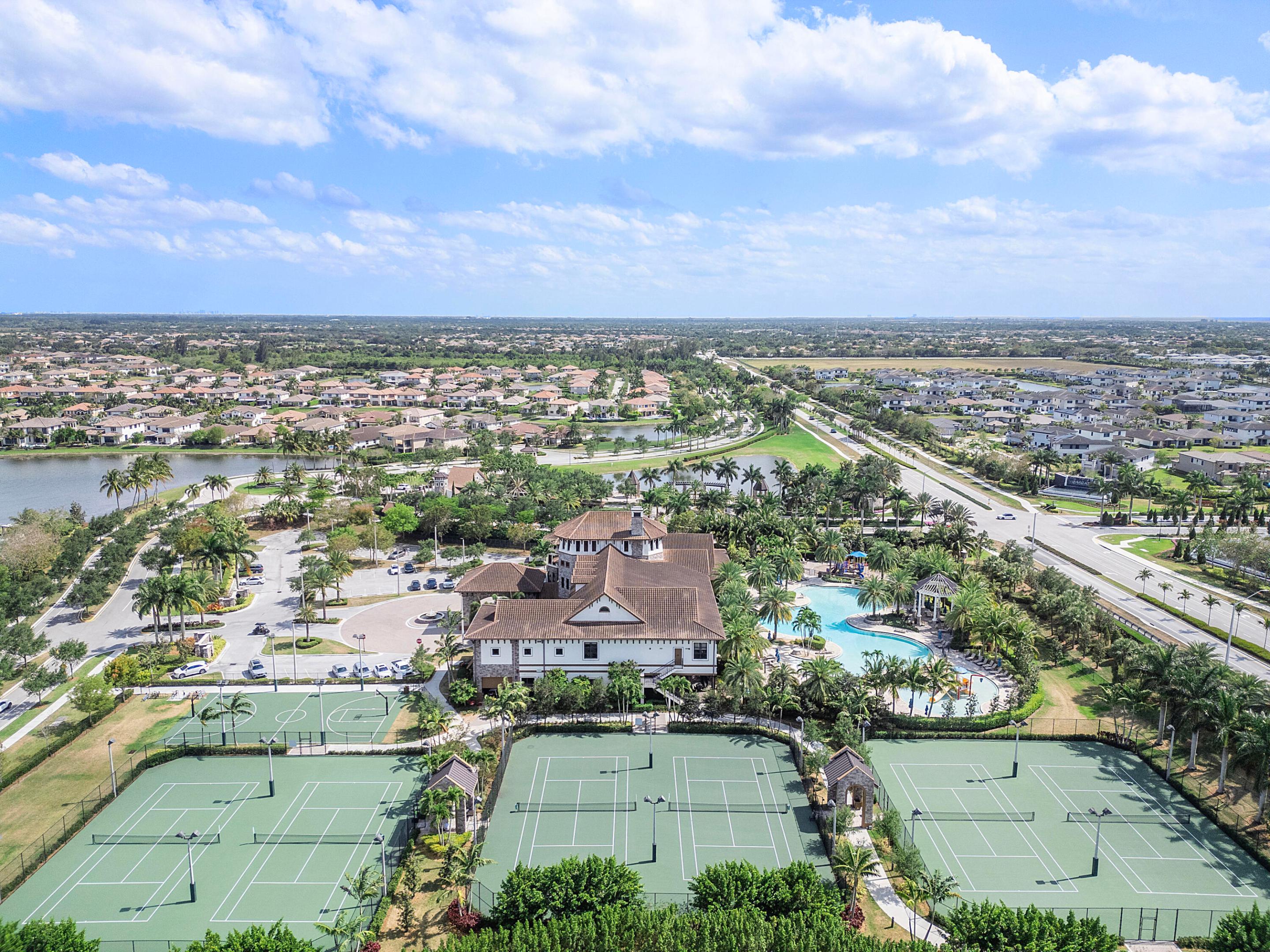 9871 Lakeview Parkland, FL 33076
