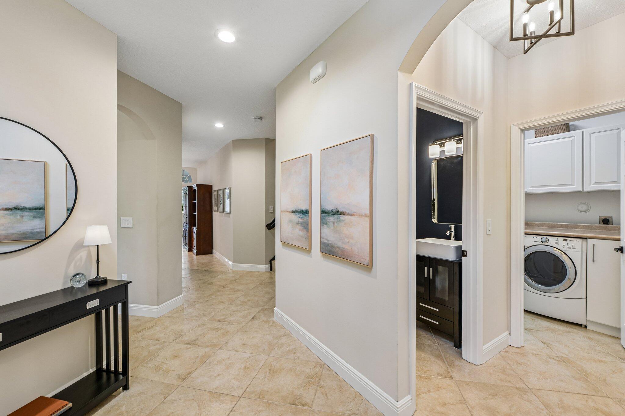 692 W Palm Aire Pompano Beach, FL 33069