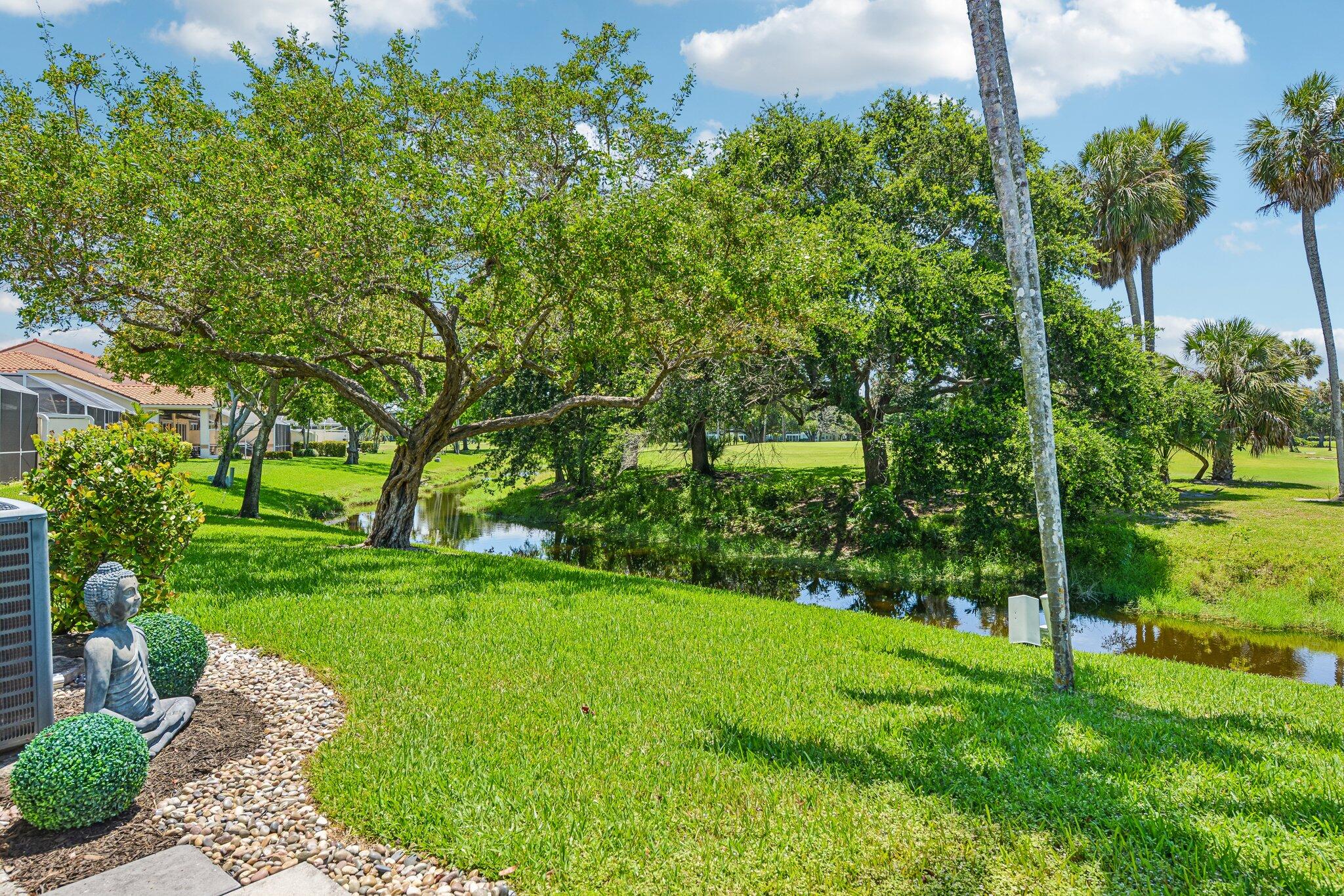 692 W Palm Aire Pompano Beach, FL 33069