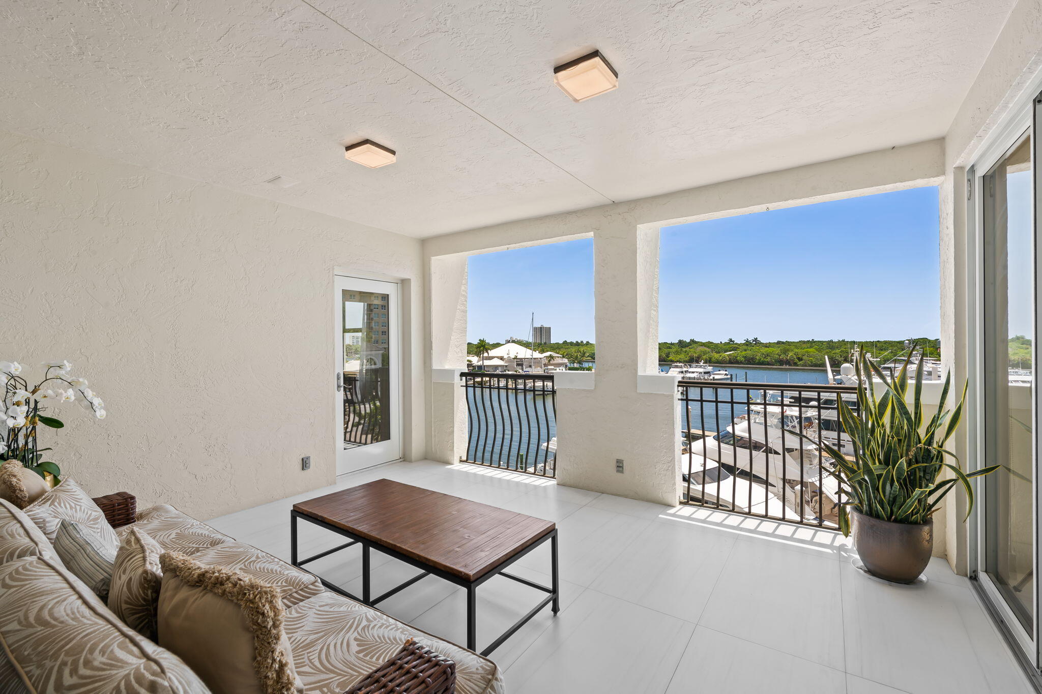 1050 Seminole #Phb Fort Lauderdale, FL 33304