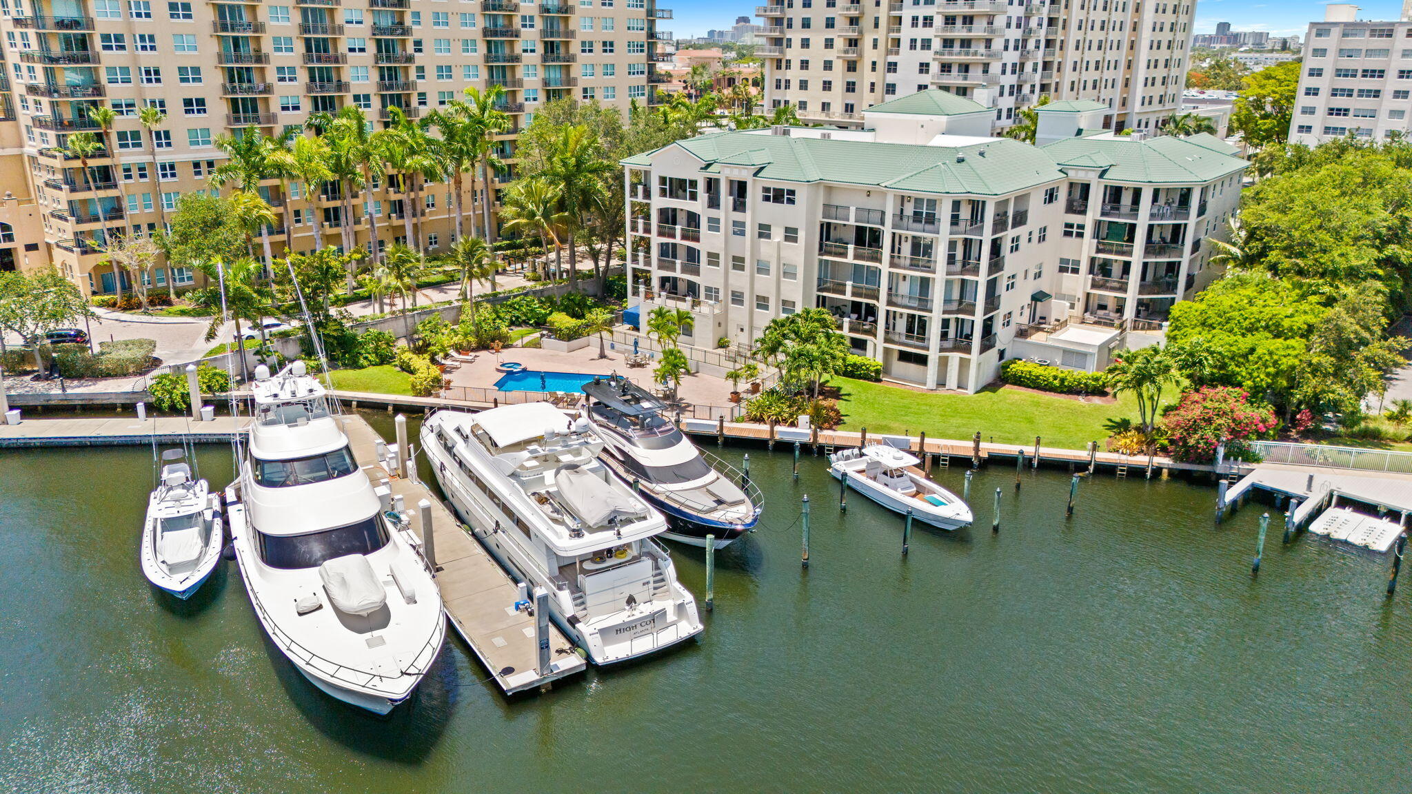 1050 Seminole #Phb Fort Lauderdale, FL 33304