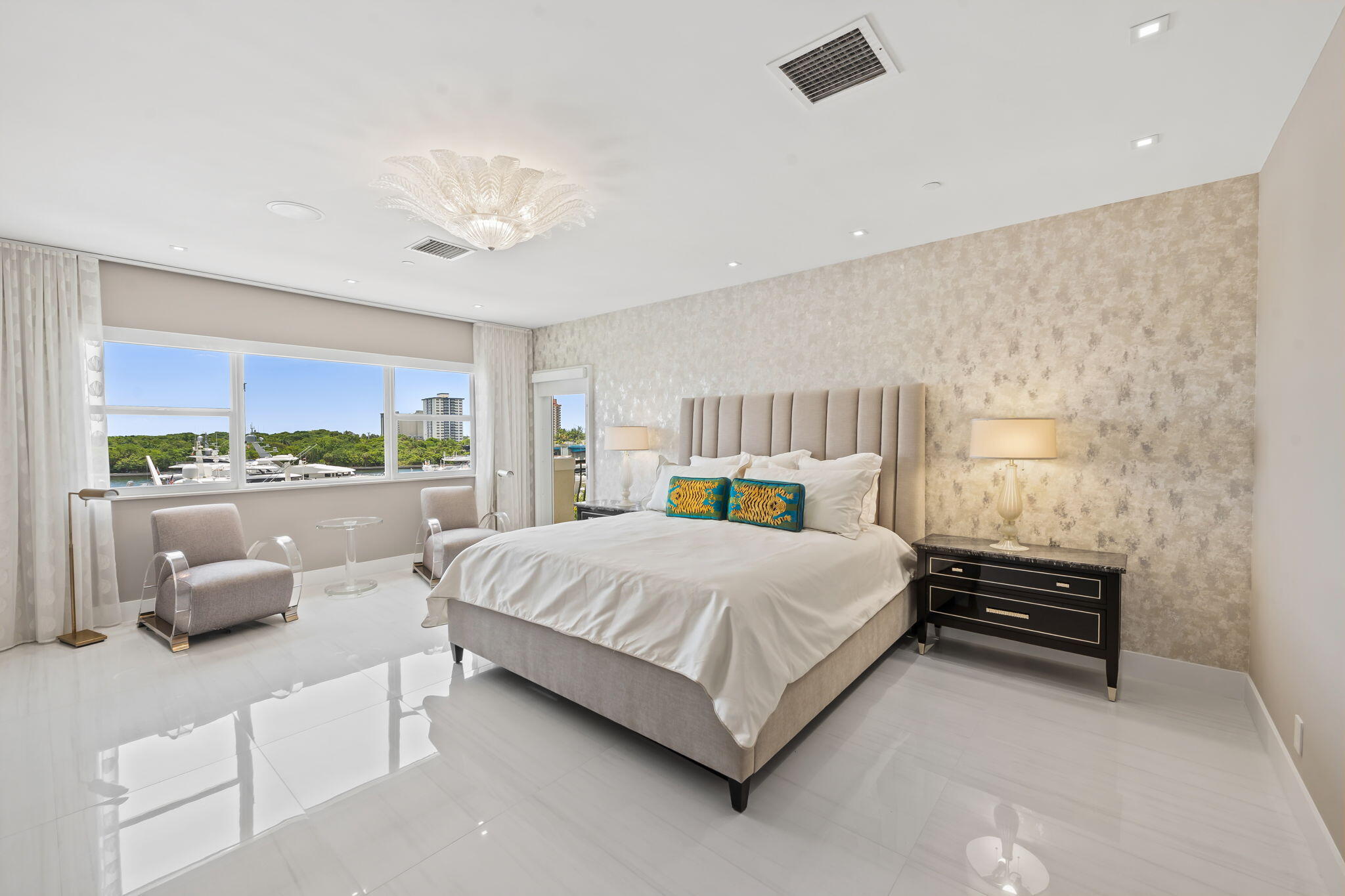 1050 Seminole #Phb Fort Lauderdale, FL 33304