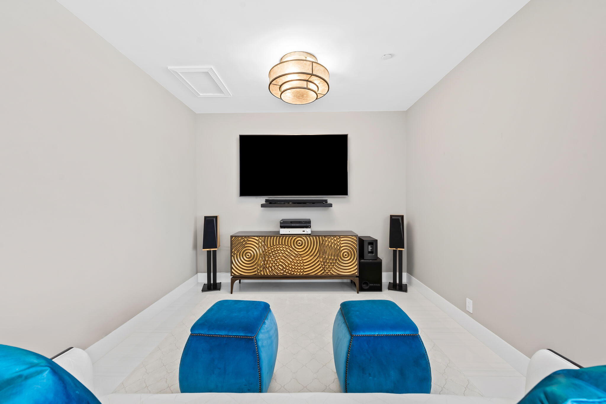 1050 Seminole #Phb Fort Lauderdale, FL 33304