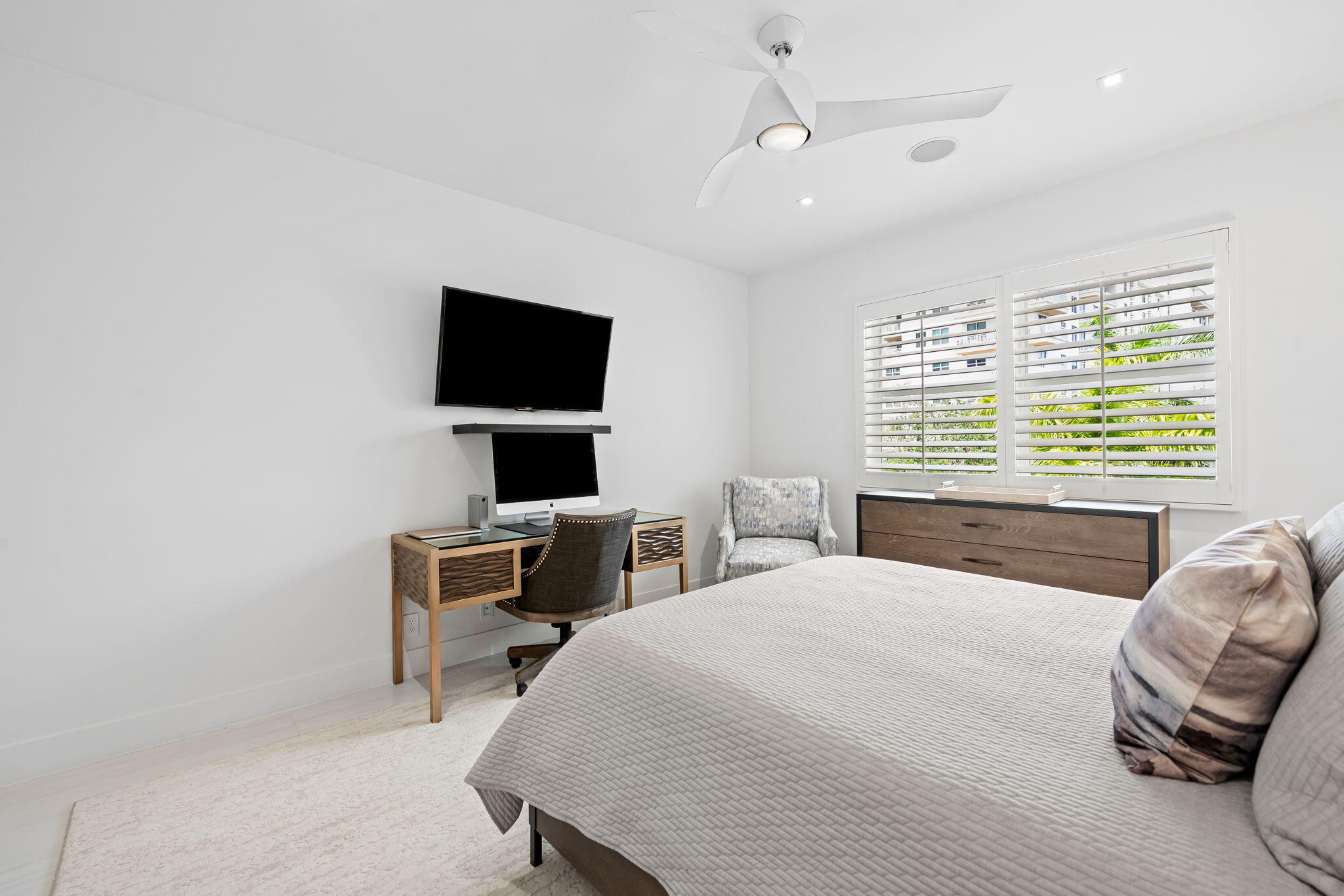1050 Seminole #Phb Fort Lauderdale, FL 33304