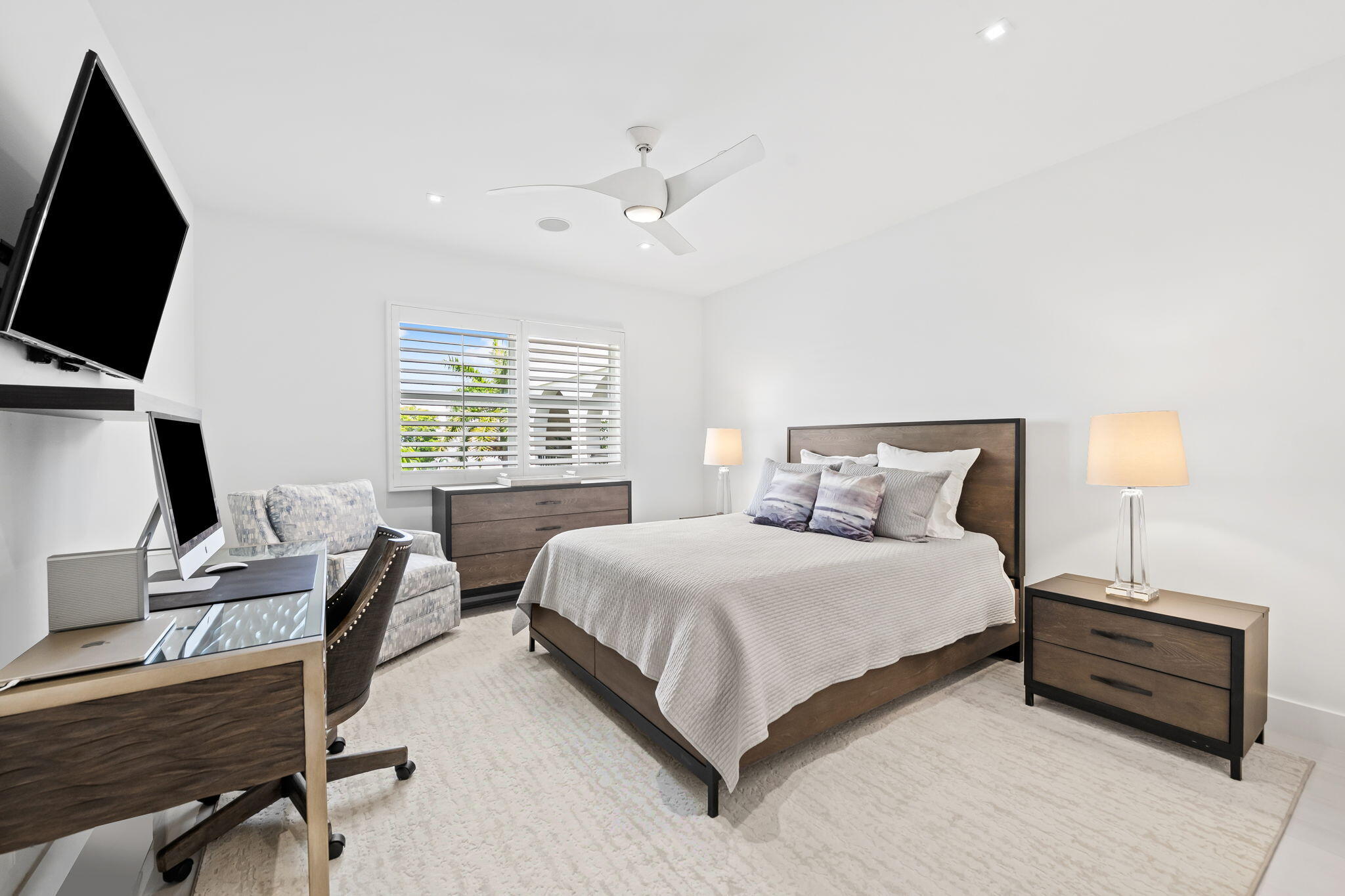 1050 Seminole #Phb Fort Lauderdale, FL 33304