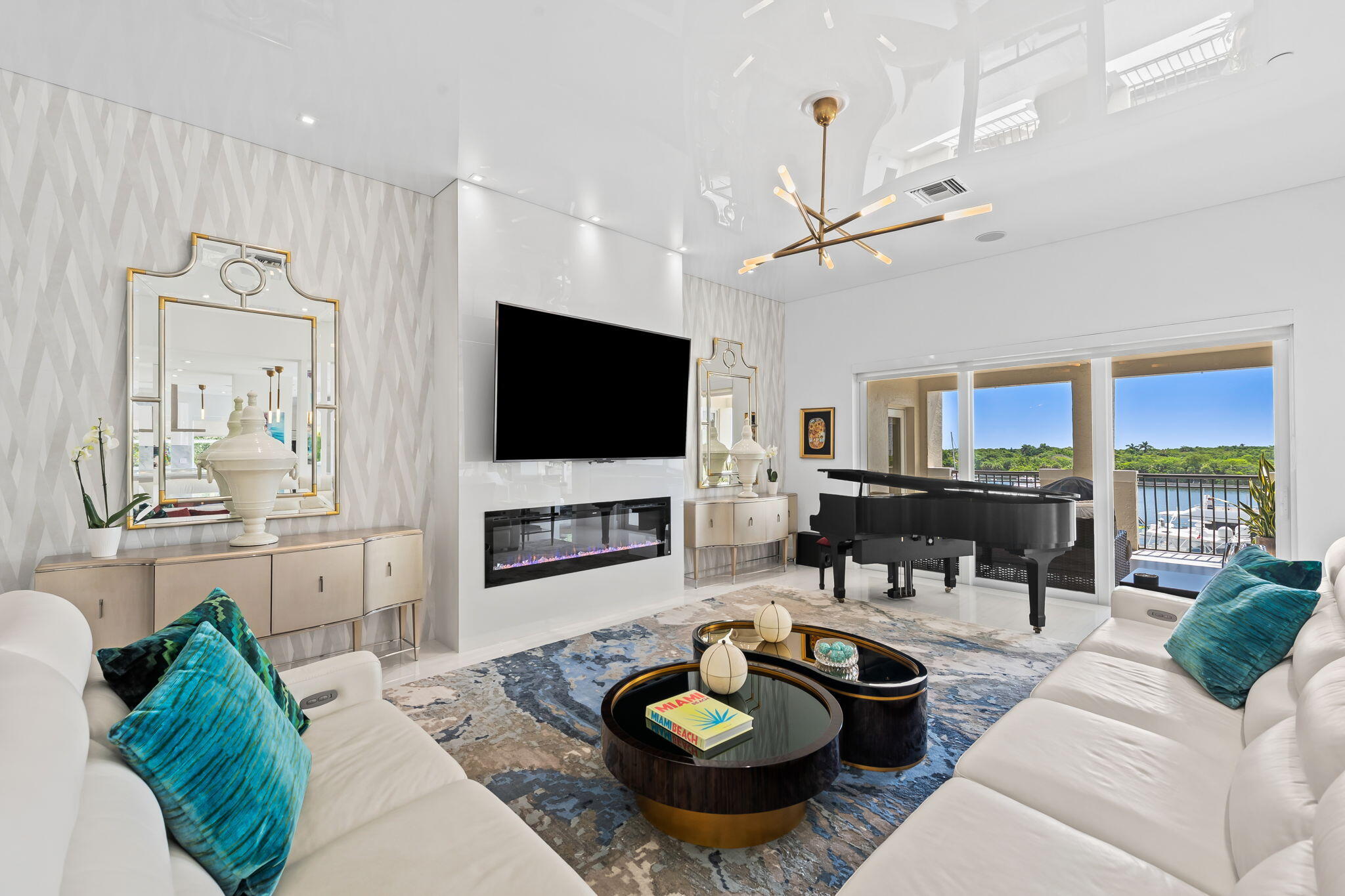 1050 Seminole #Phb Fort Lauderdale, FL 33304