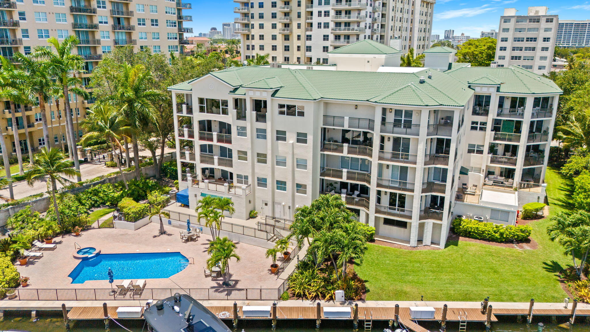 1050 Seminole #Phb Fort Lauderdale, FL 33304