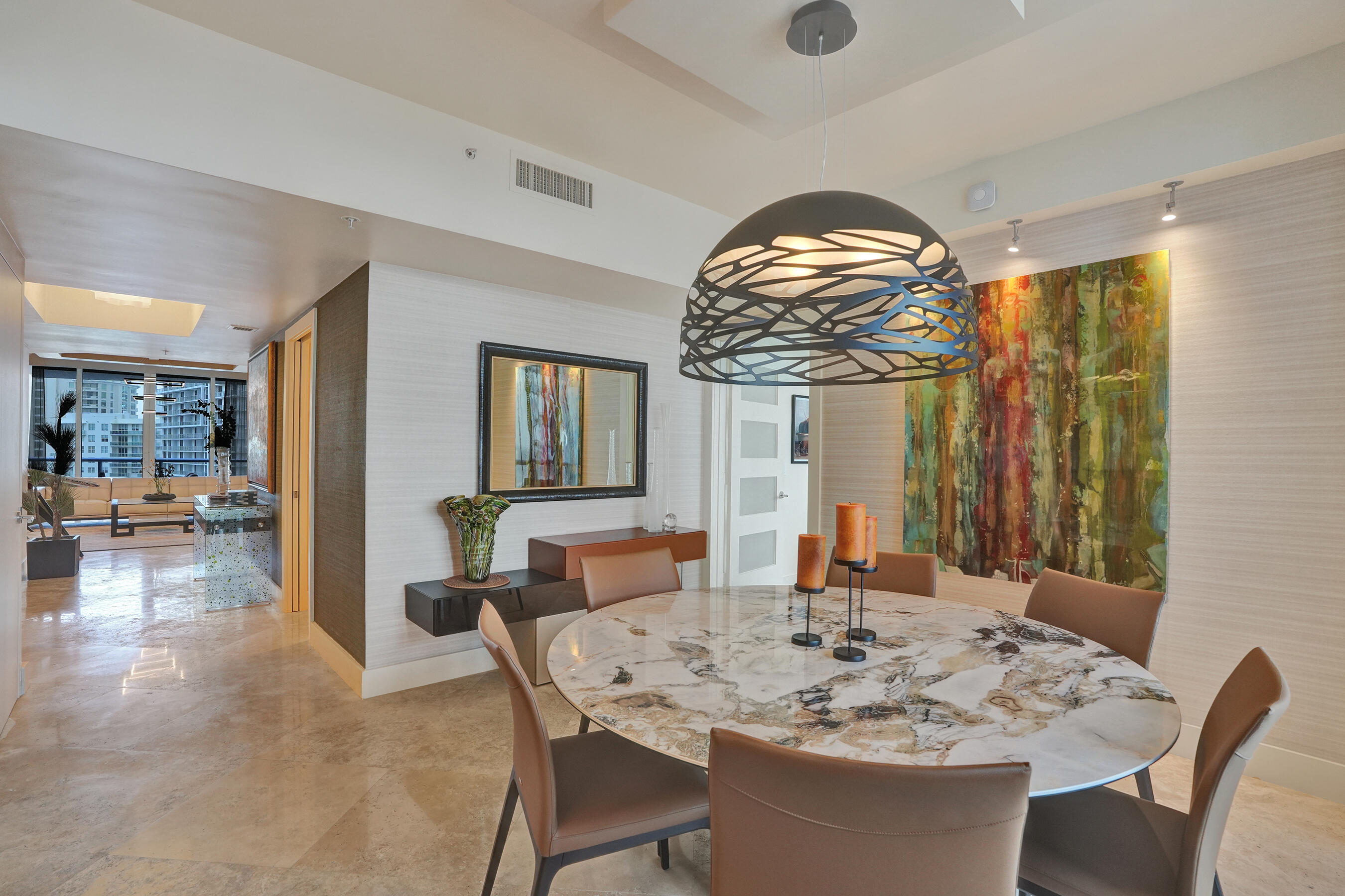 333 Las Olas #2906 Fort Lauderdale, FL 33301