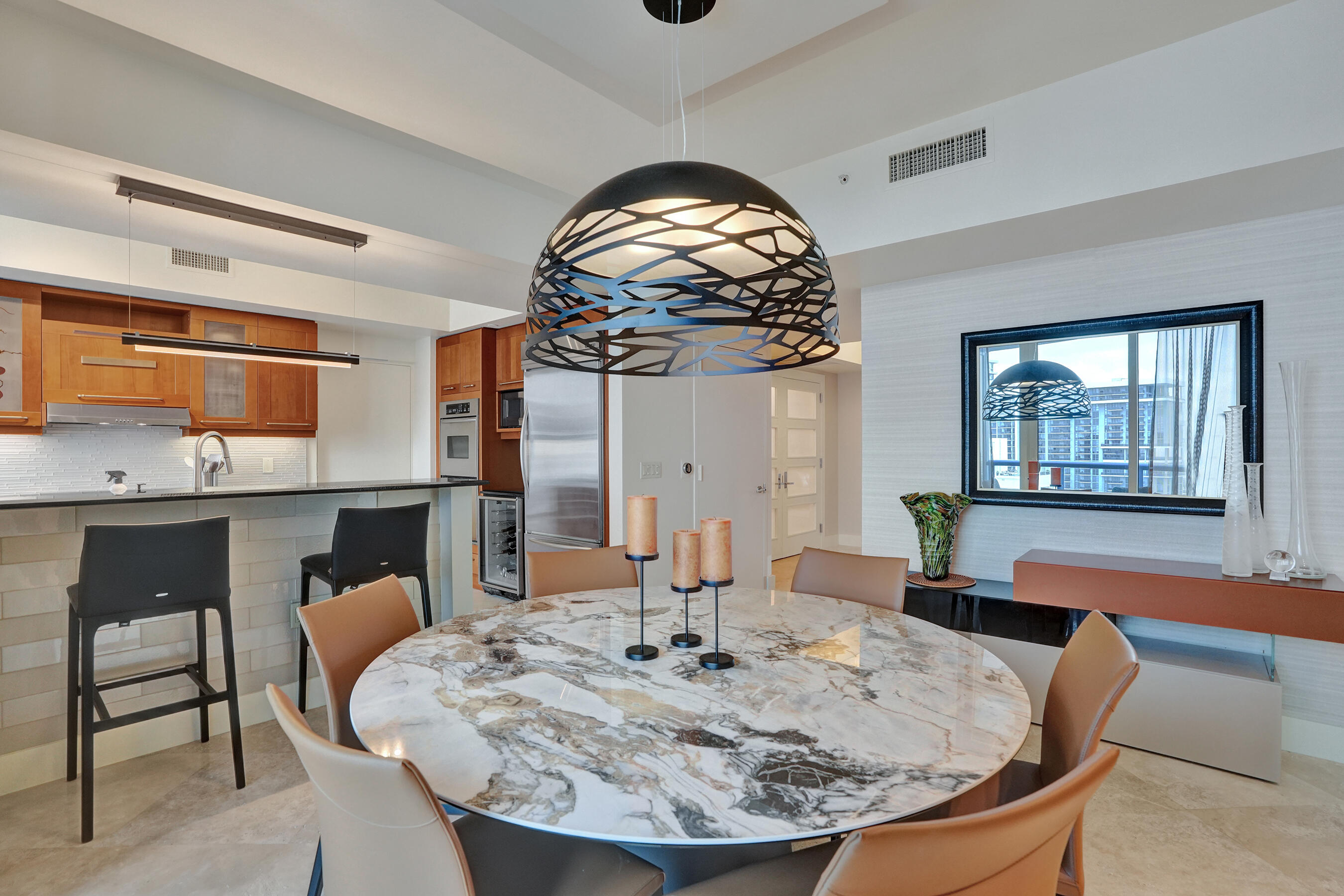 333 Las Olas #2906 Fort Lauderdale, FL 33301